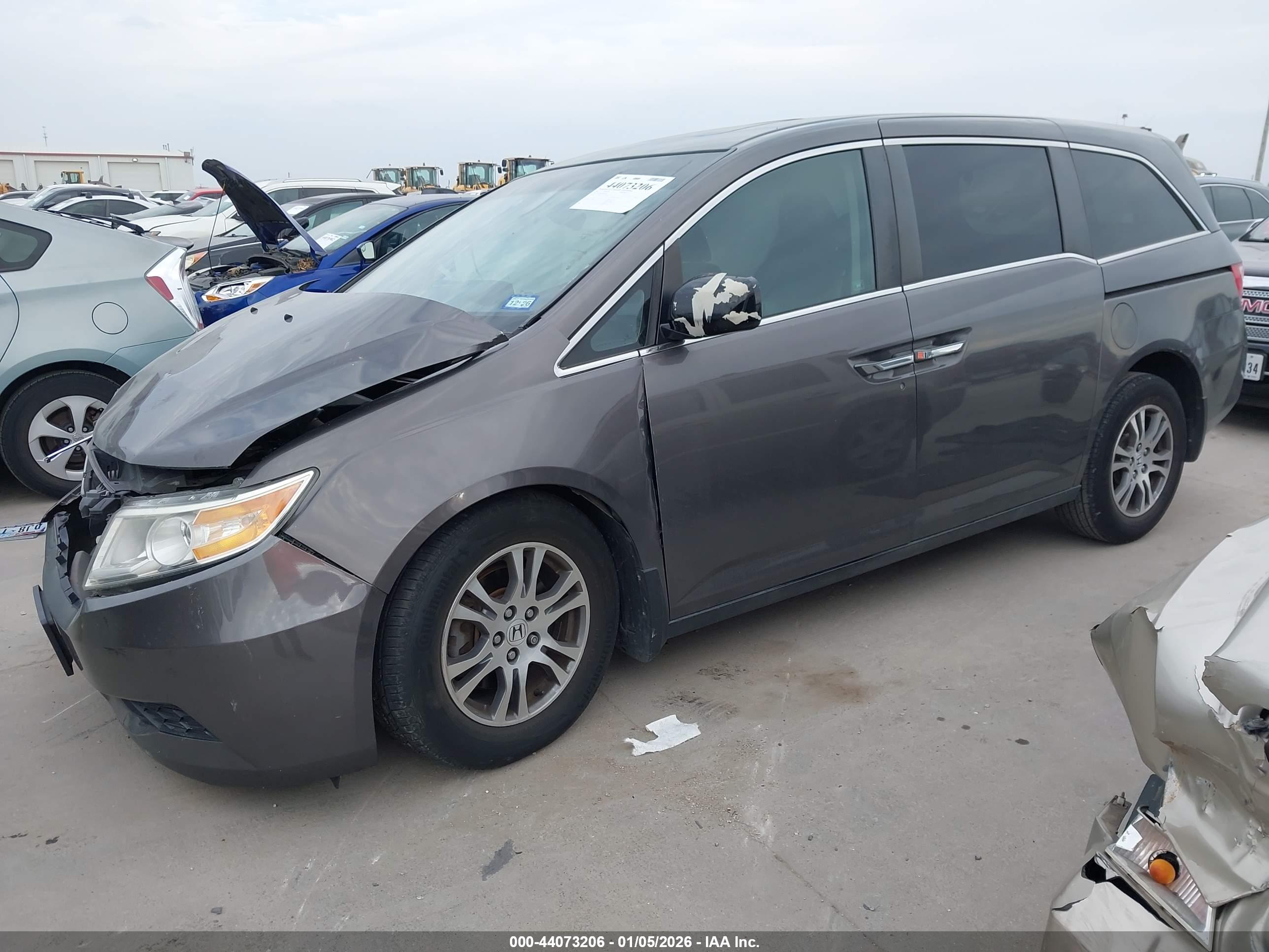 HONDA ODYSSEY image 2