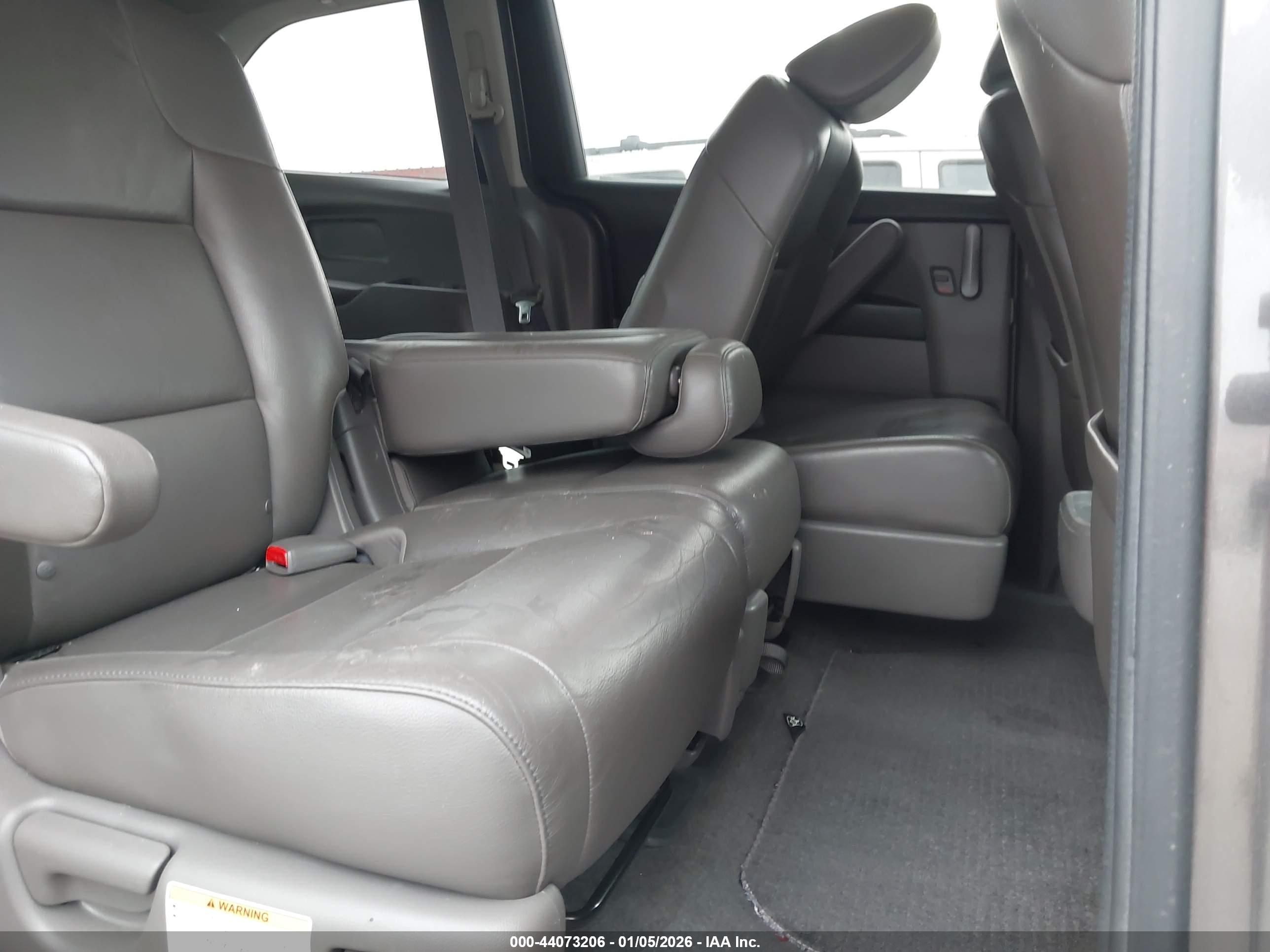 HONDA ODYSSEY image 8