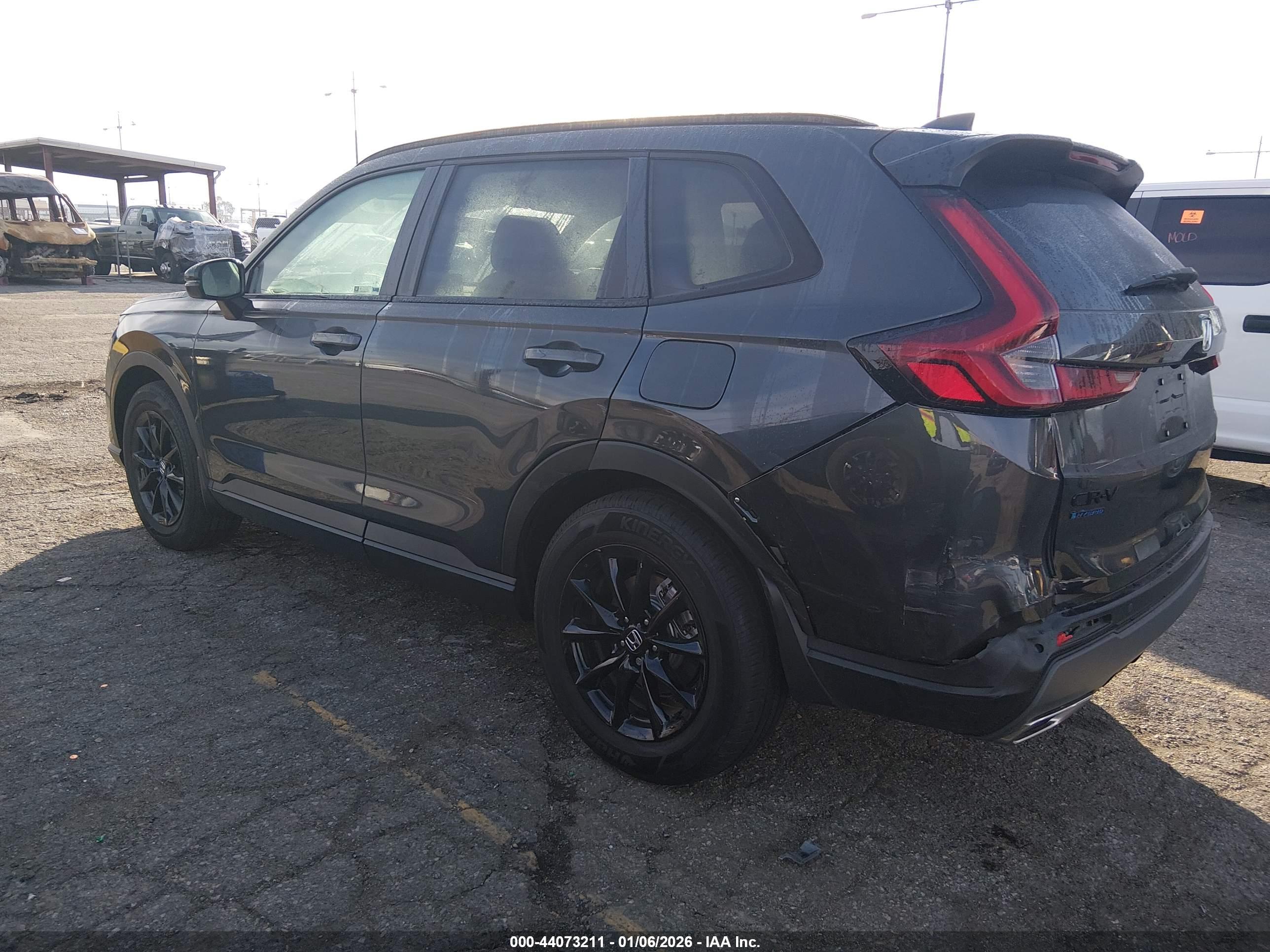 HONDA CR-V image 3