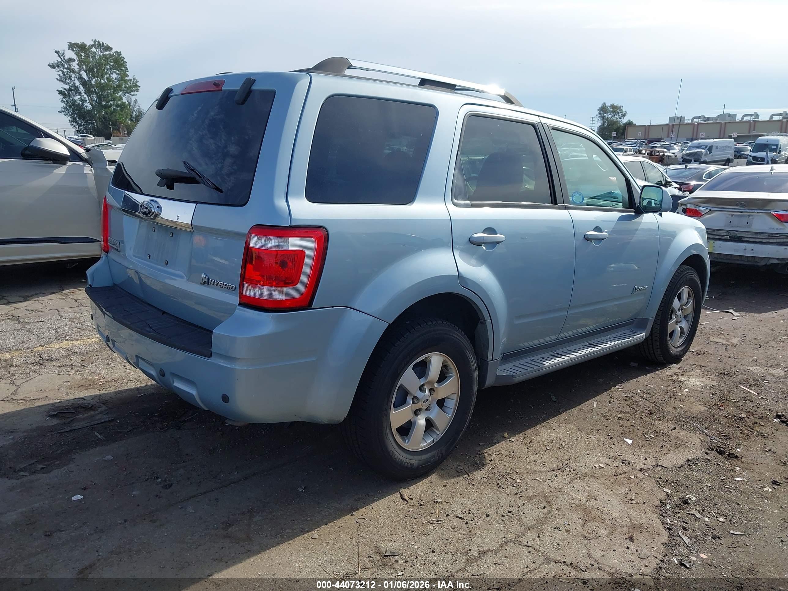 FORD ESCAPE image 4