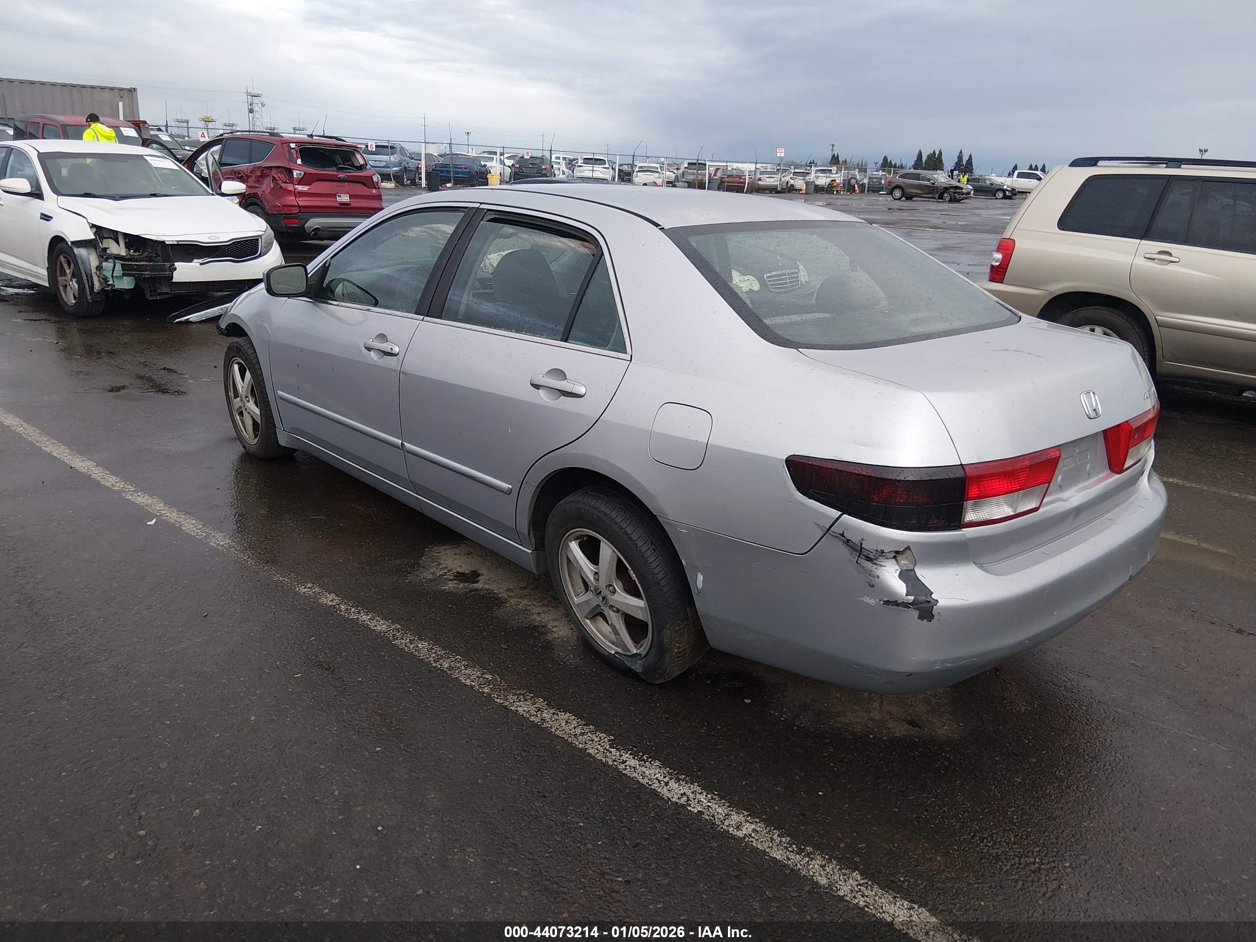 HONDA ACCORD image 3