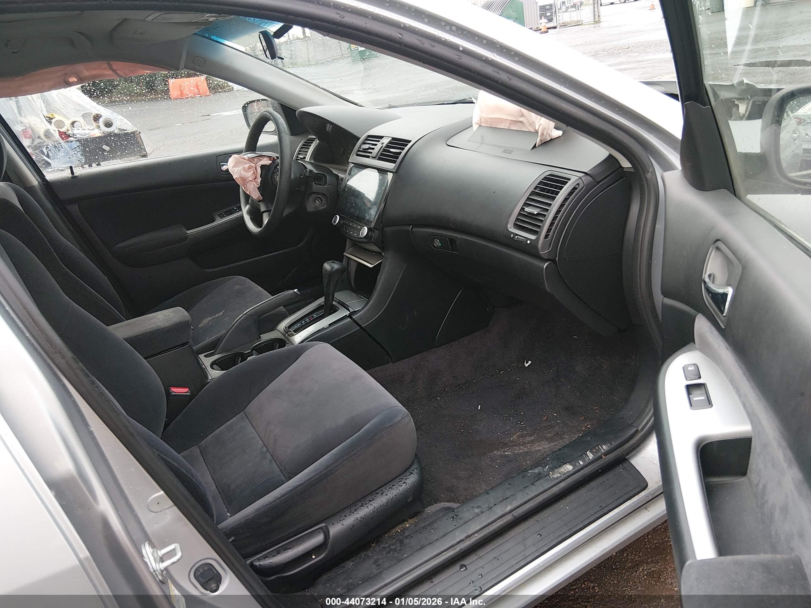 HONDA ACCORD image 5