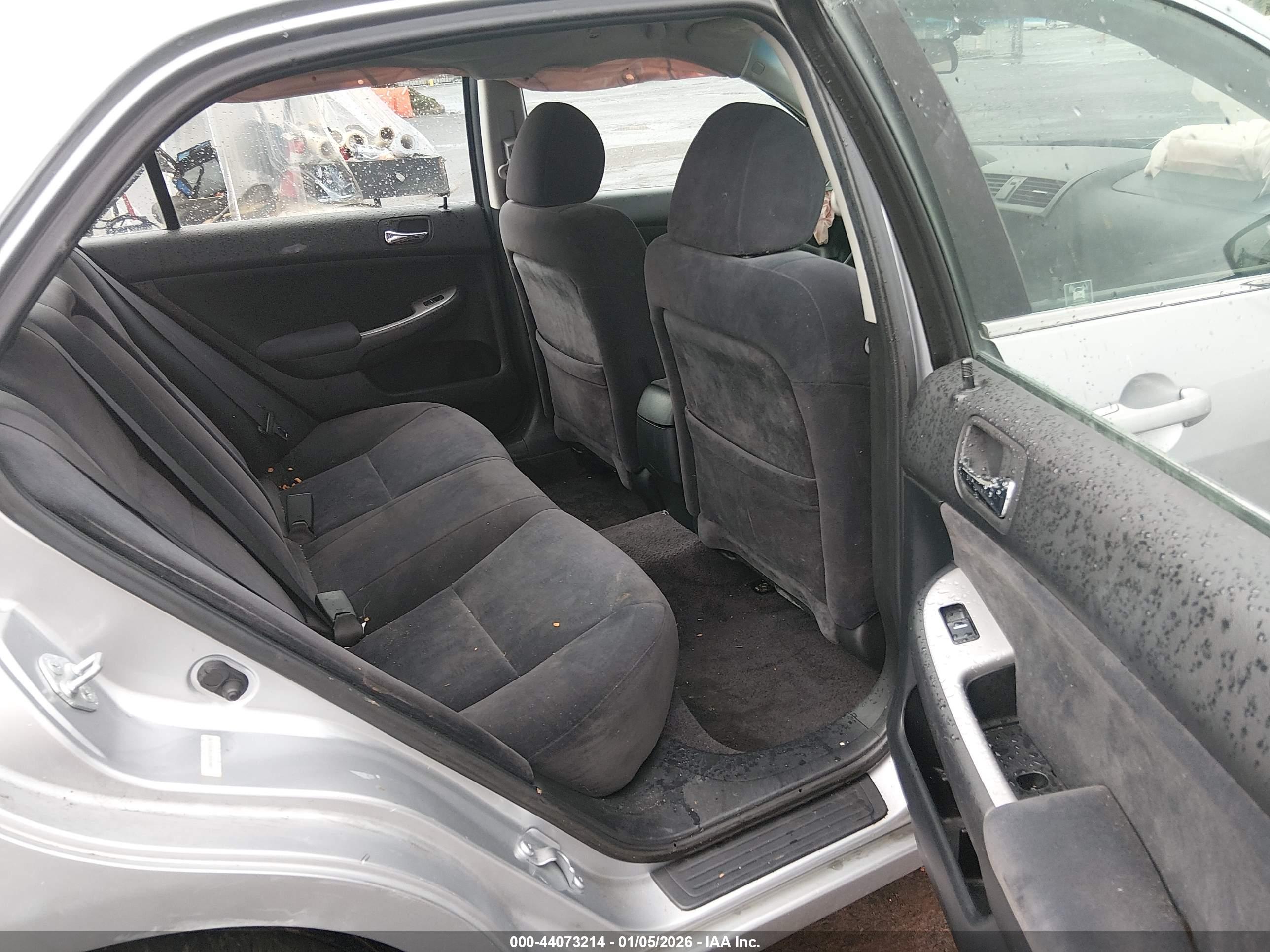 HONDA ACCORD image 8