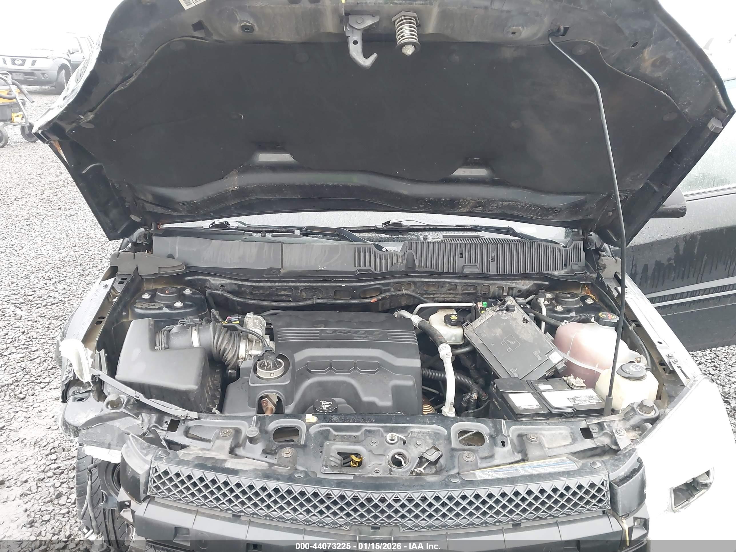 CHEVROLET EQUINOX image 10