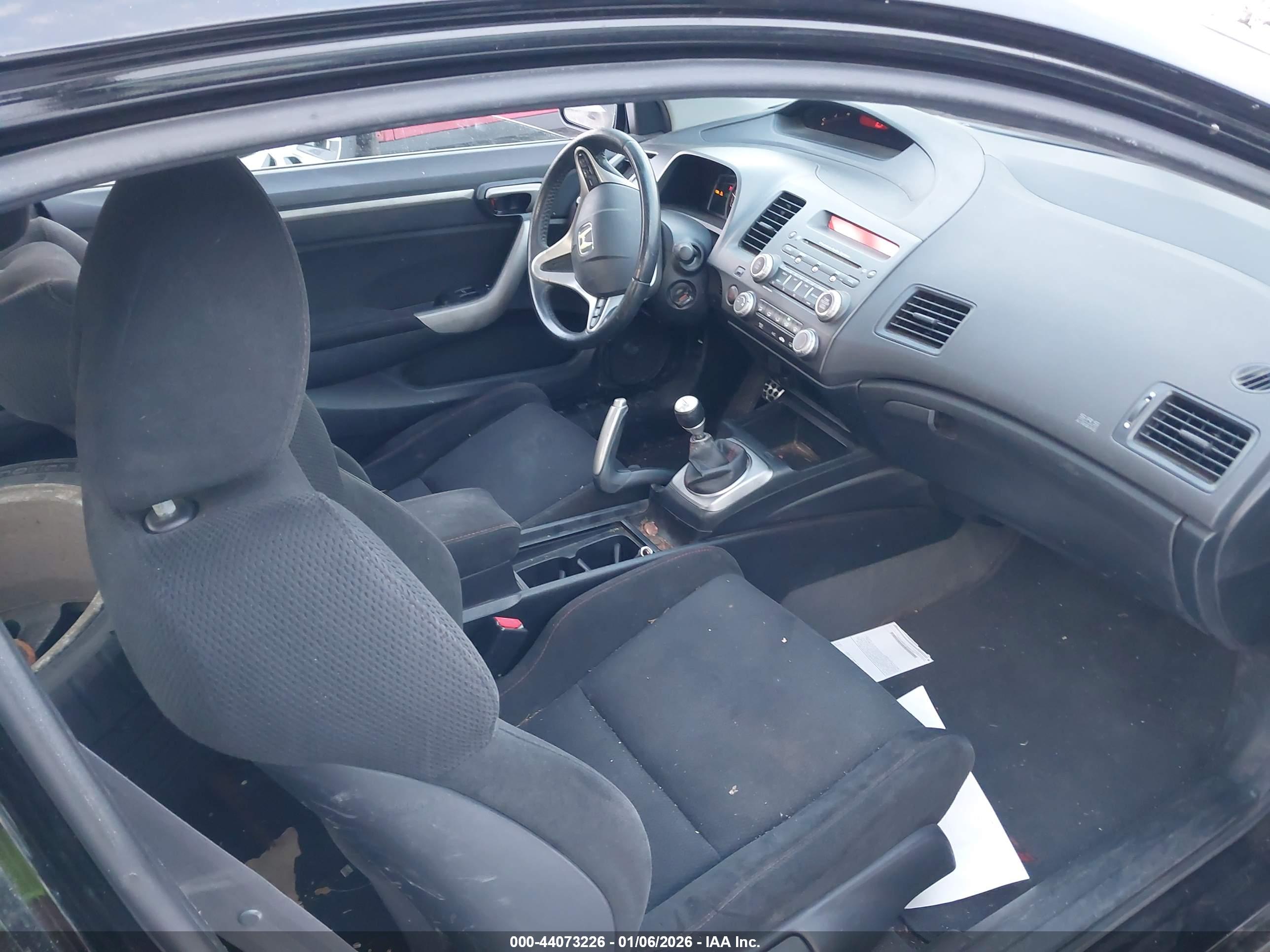 HONDA CIVIC image 5