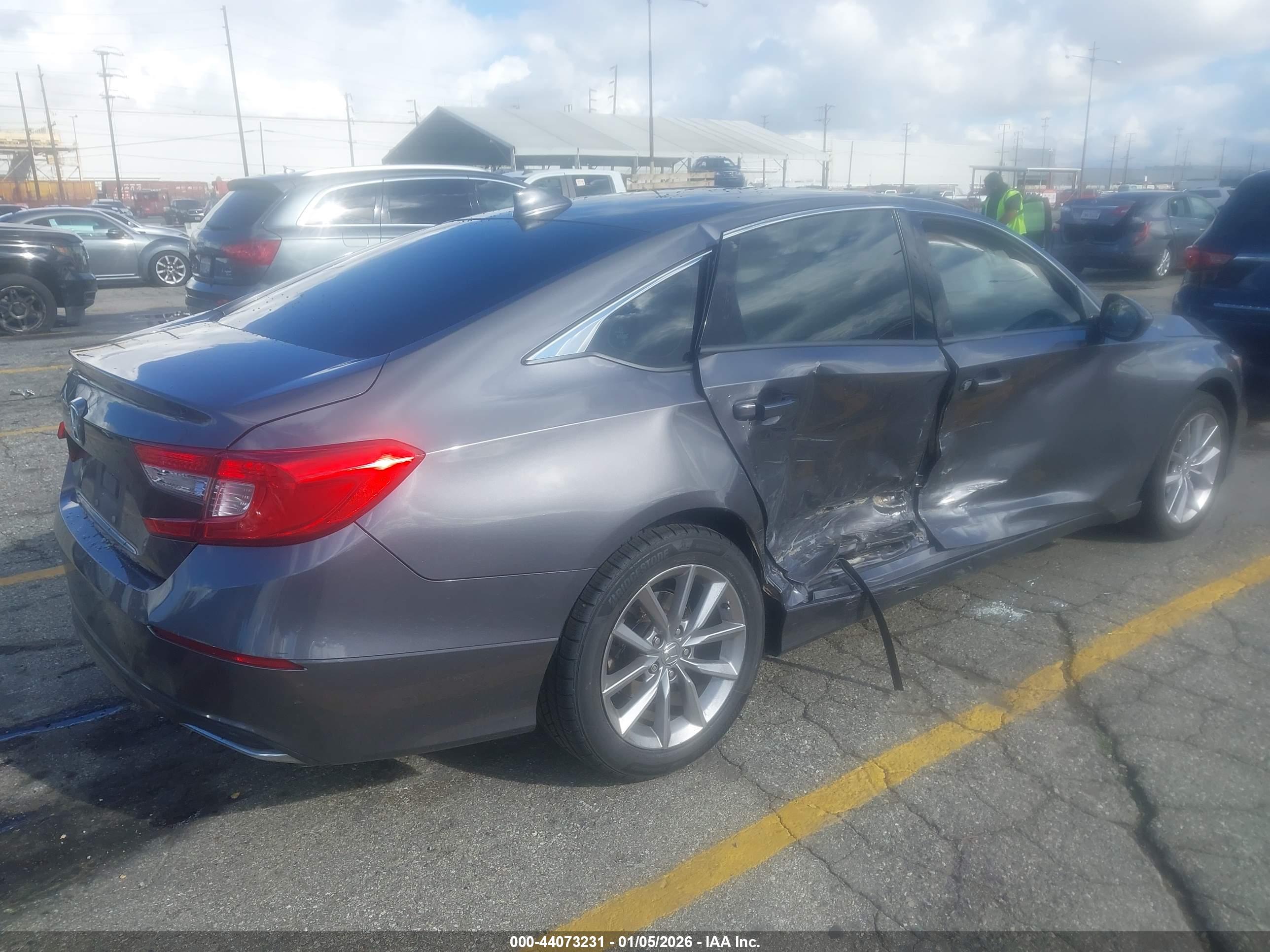 HONDA ACCORD image 4
