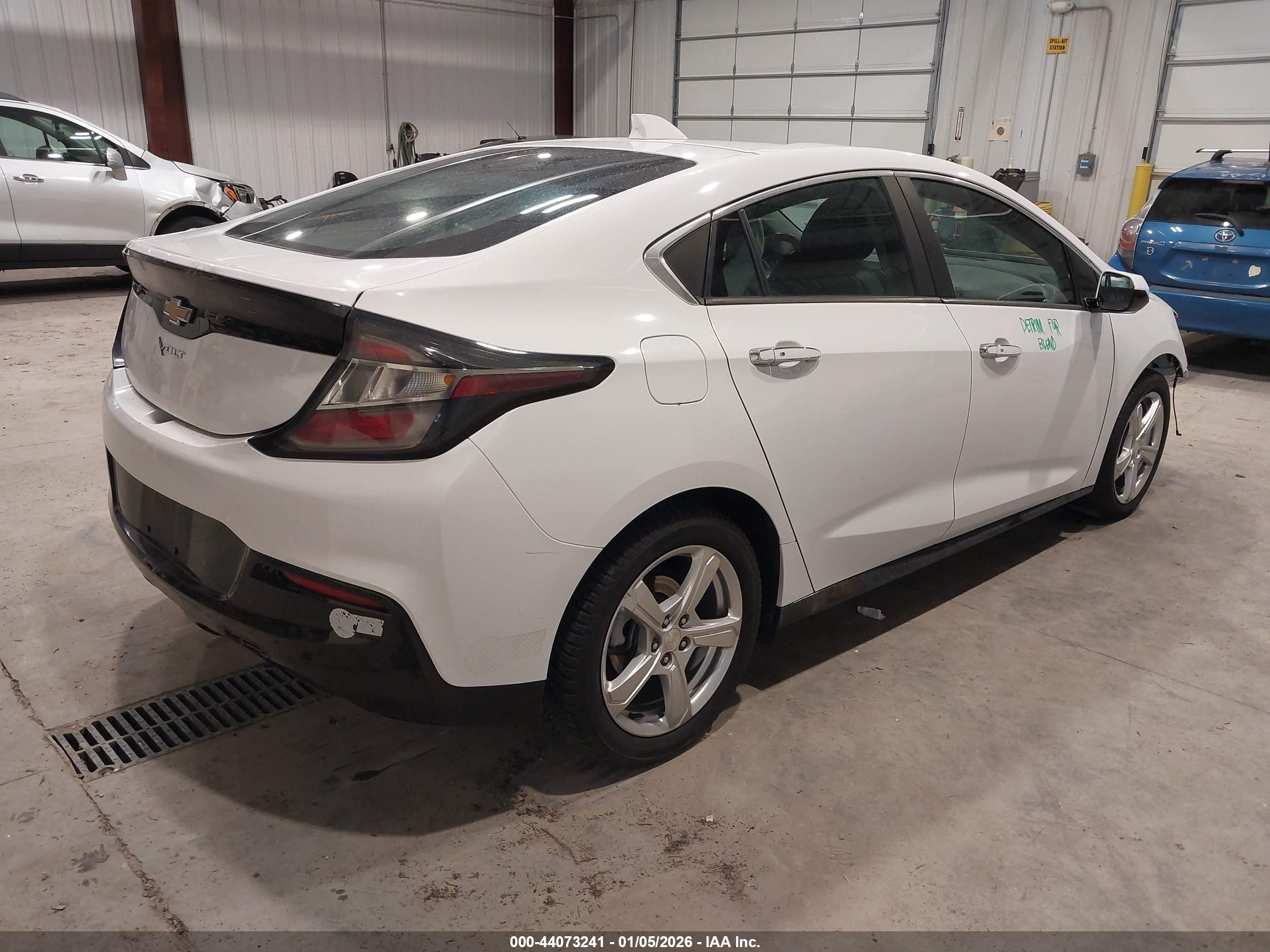 CHEVROLET VOLT image 4