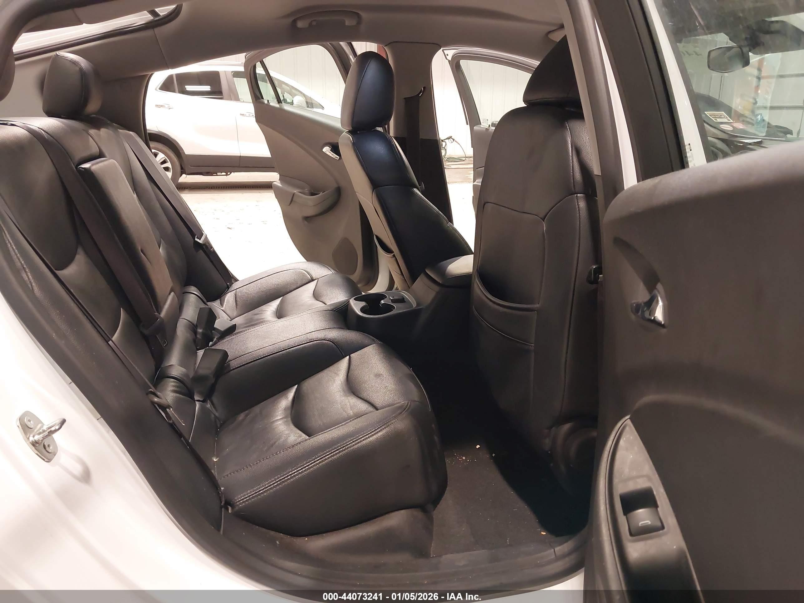 CHEVROLET VOLT image 8
