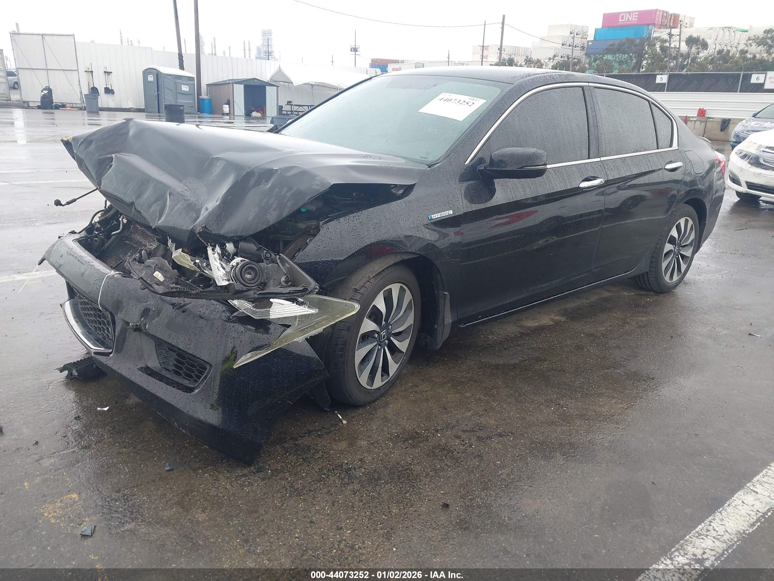 HONDA ACCORD image 2