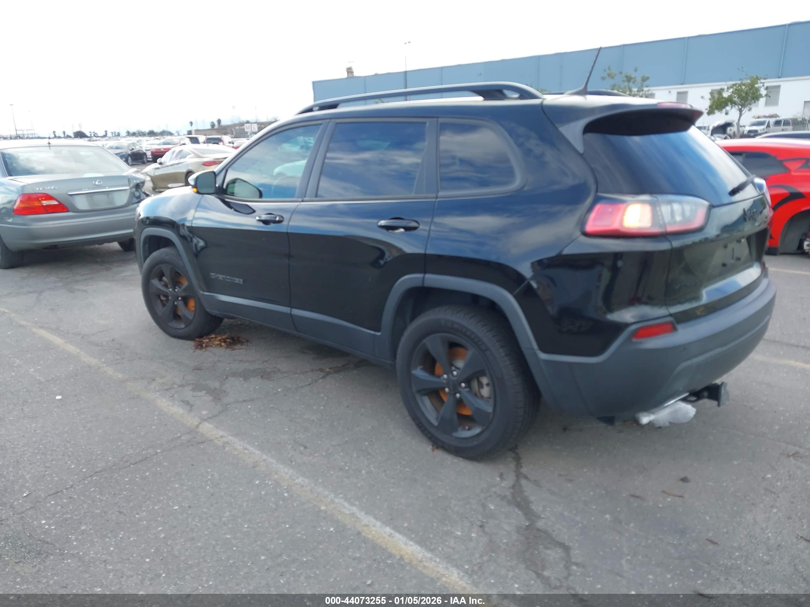 JEEP CHEROKEE image 3