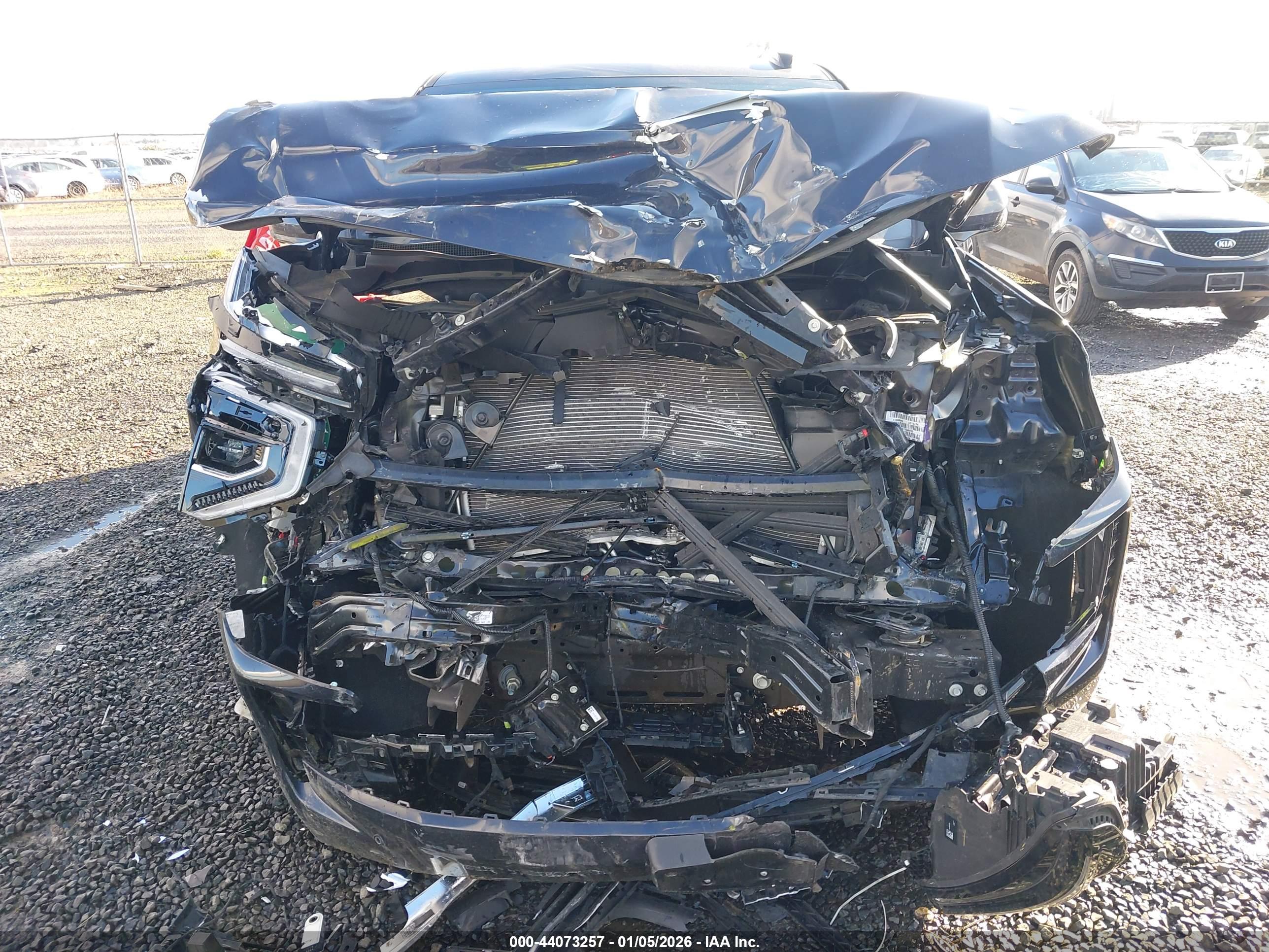 CHEVROLET TAHOE image 6