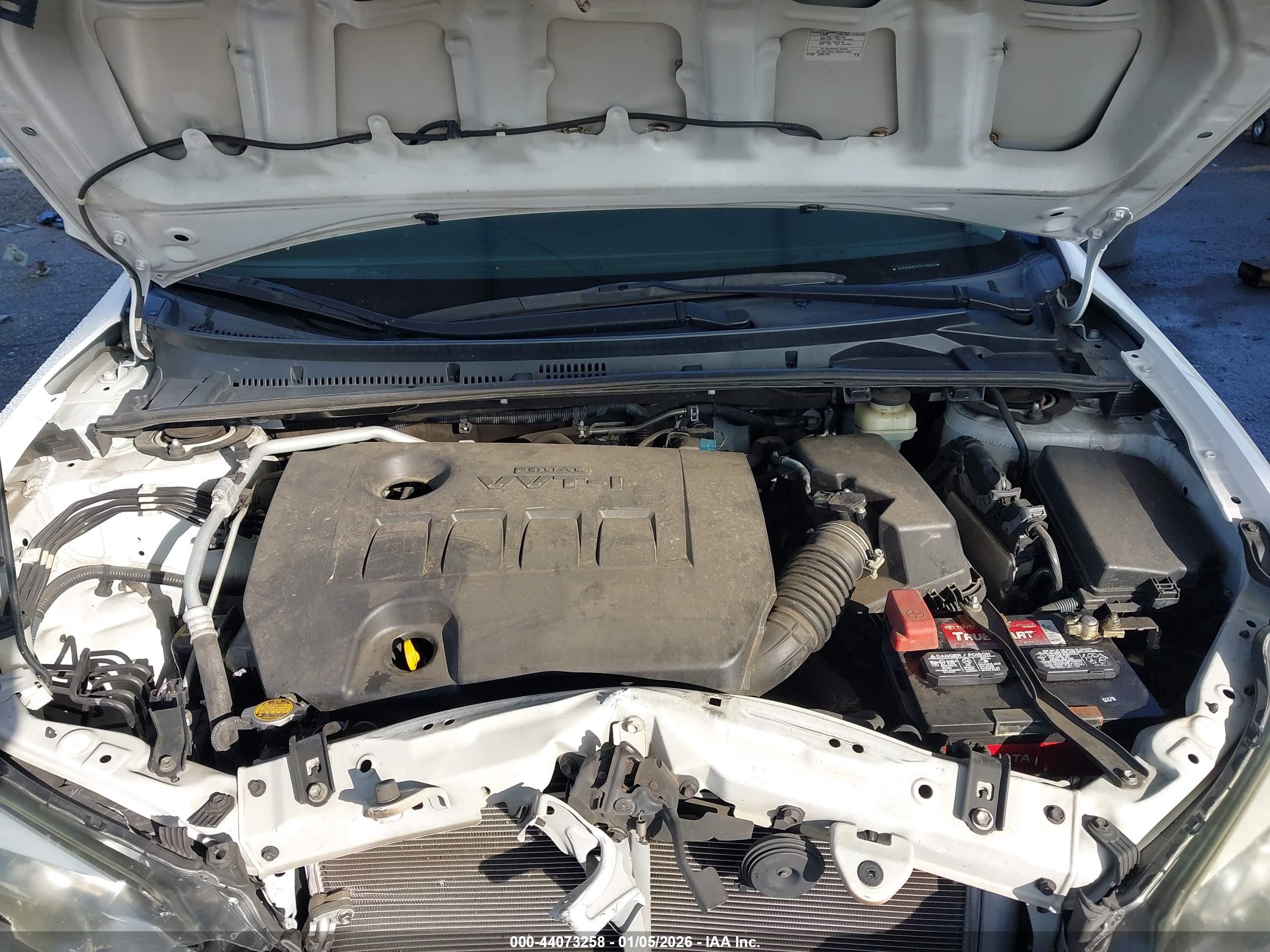TOYOTA COROLLA image 10