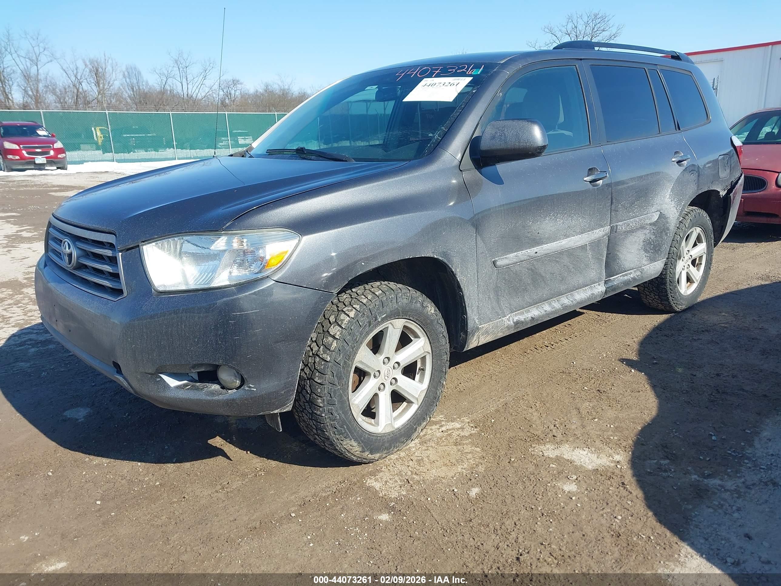 TOYOTA HIGHLANDER image 2