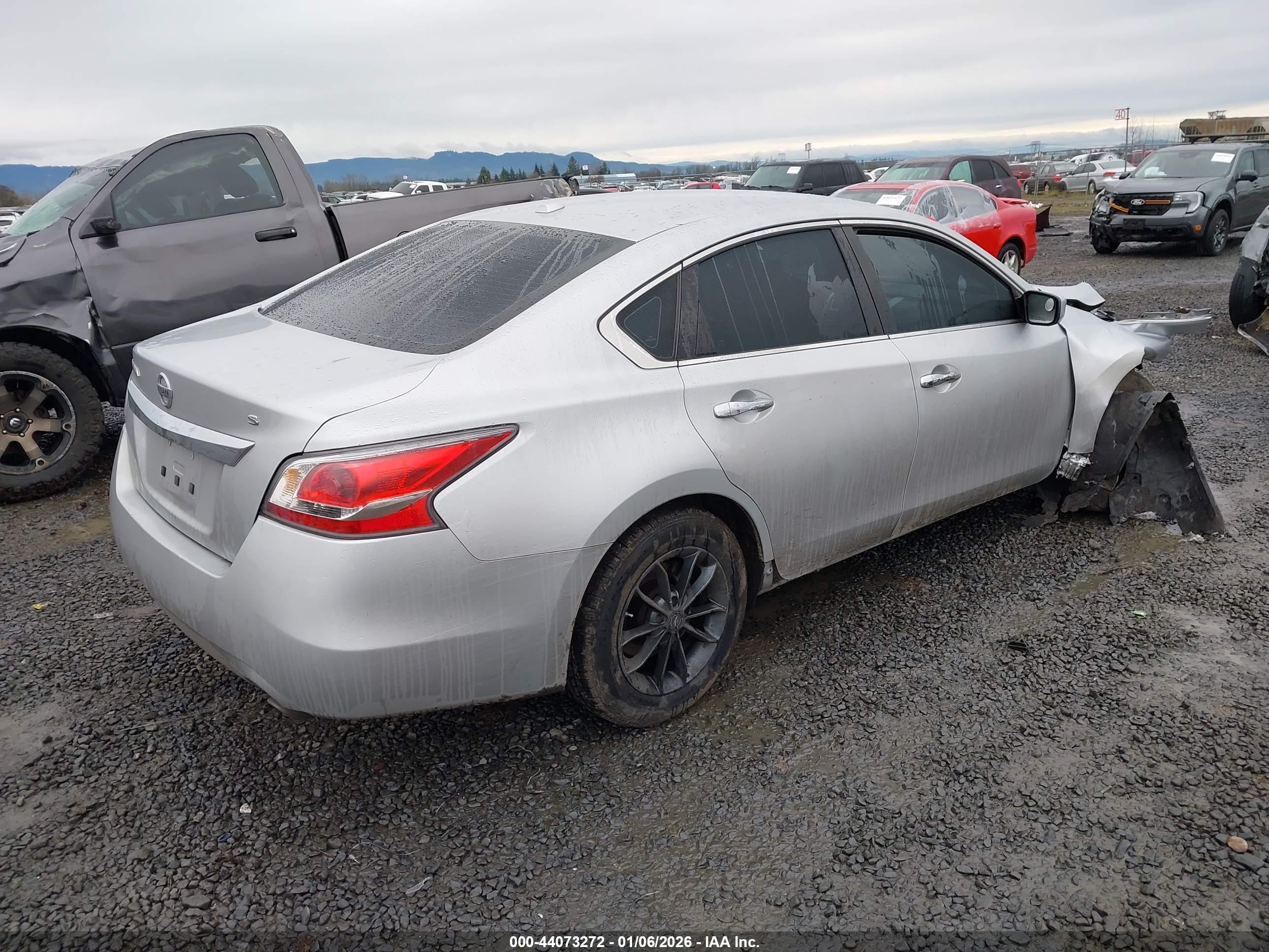 NISSAN ALTIMA image 4