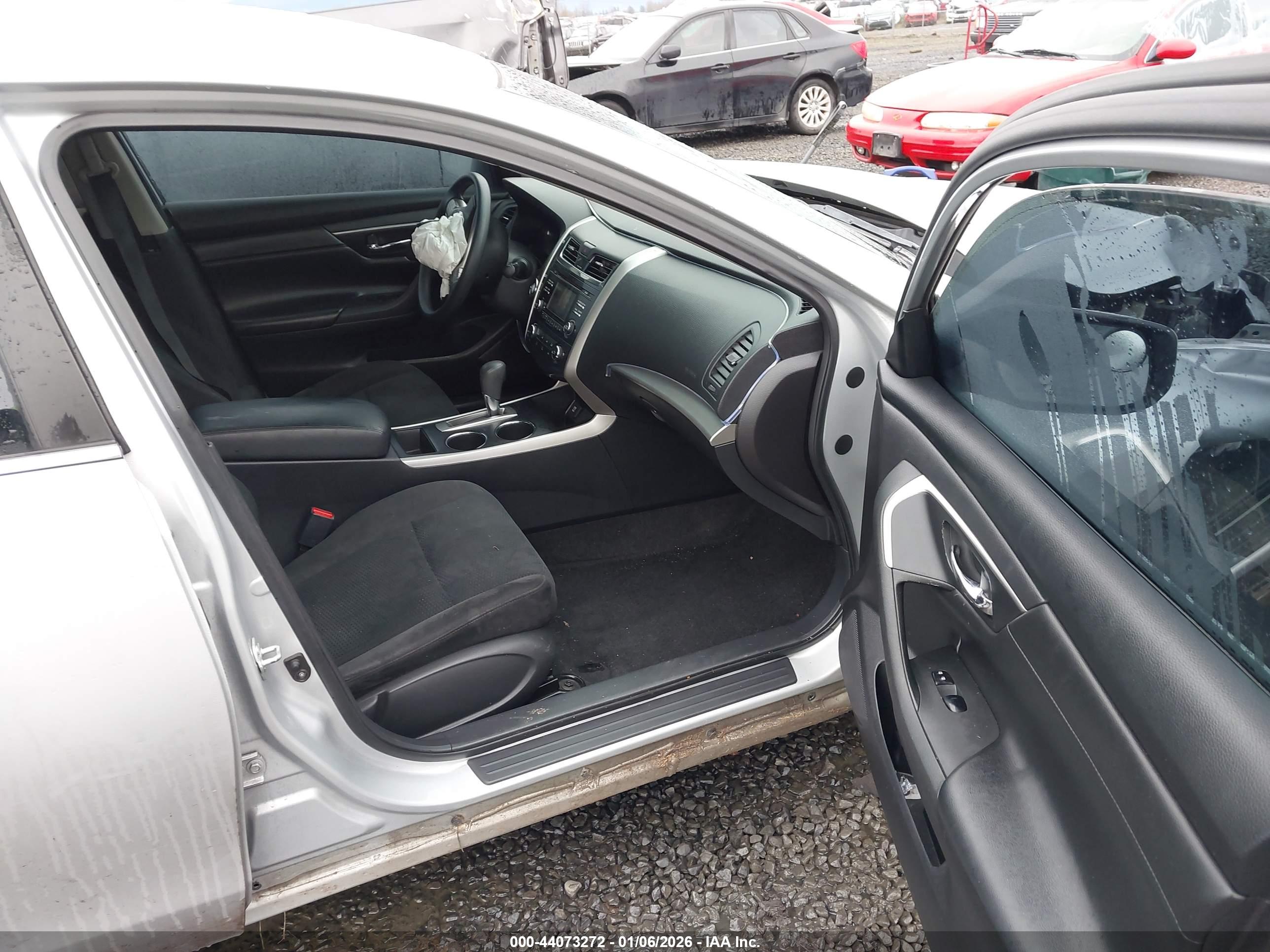 NISSAN ALTIMA image 5
