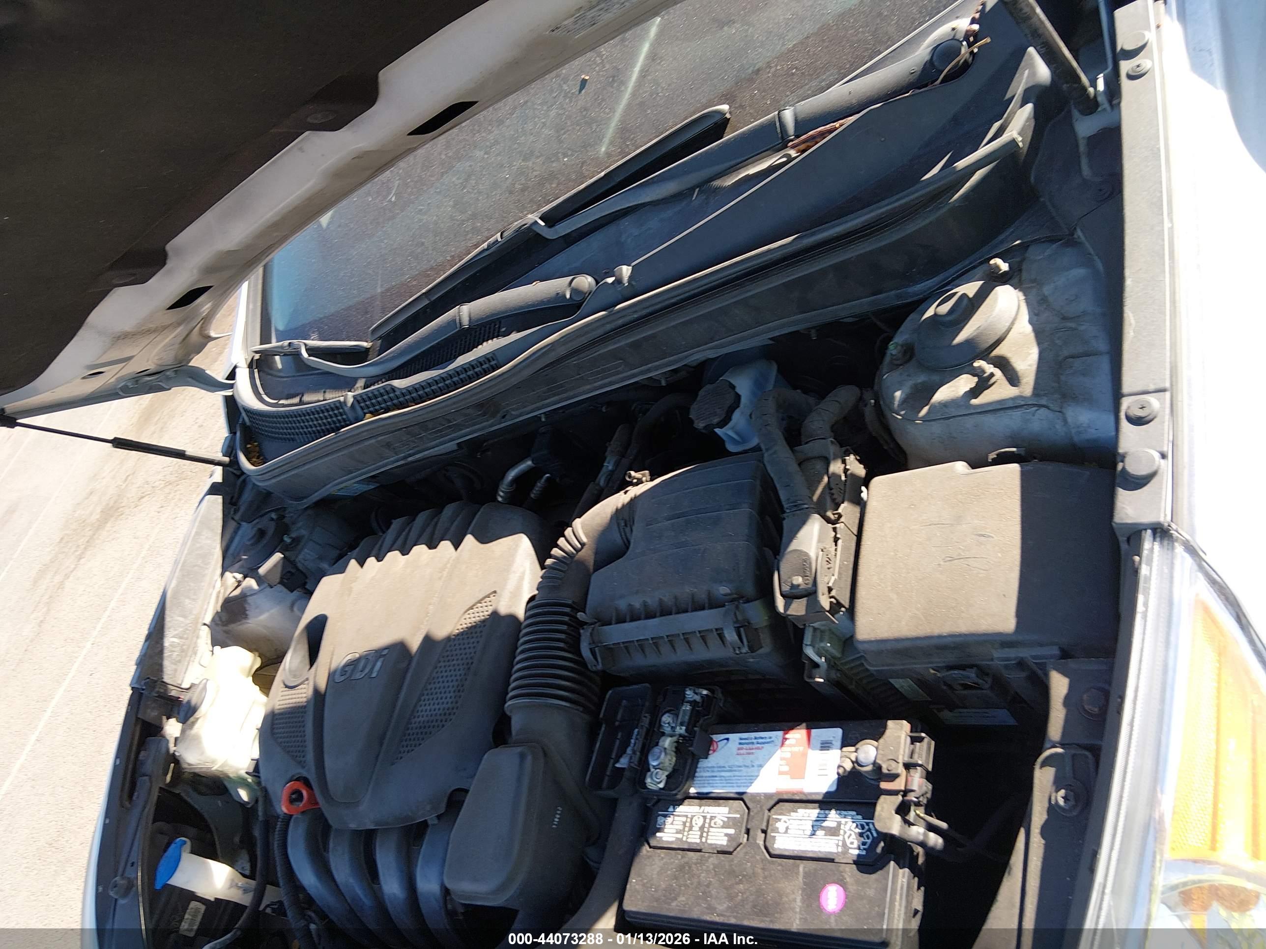 HYUNDAI SONATA image 10