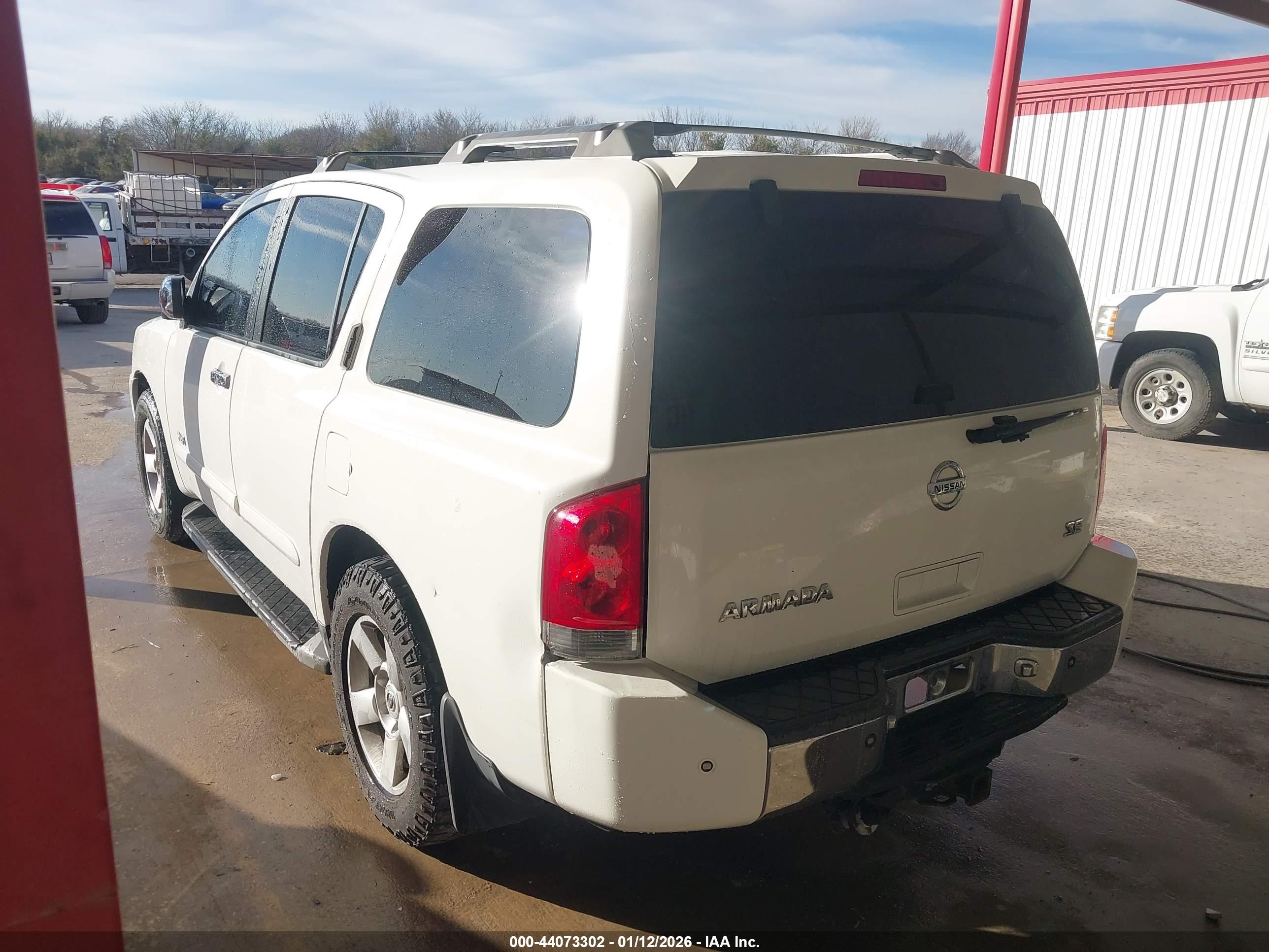 NISSAN ARMADA image 3