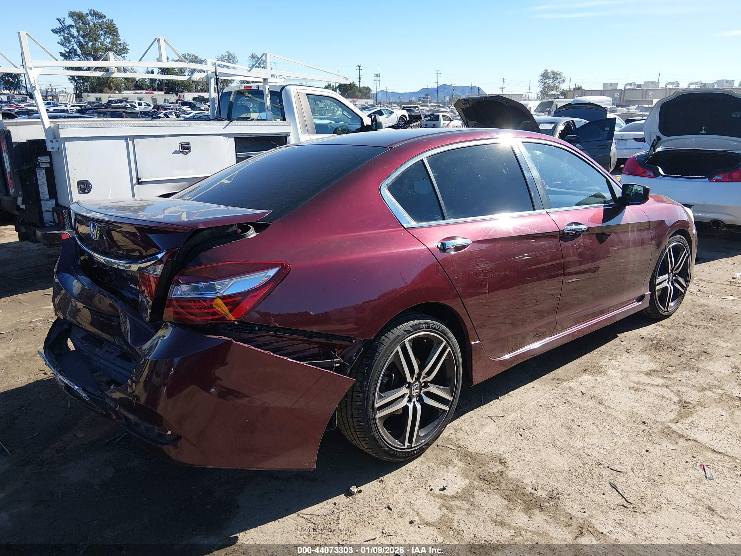 HONDA ACCORD image 4