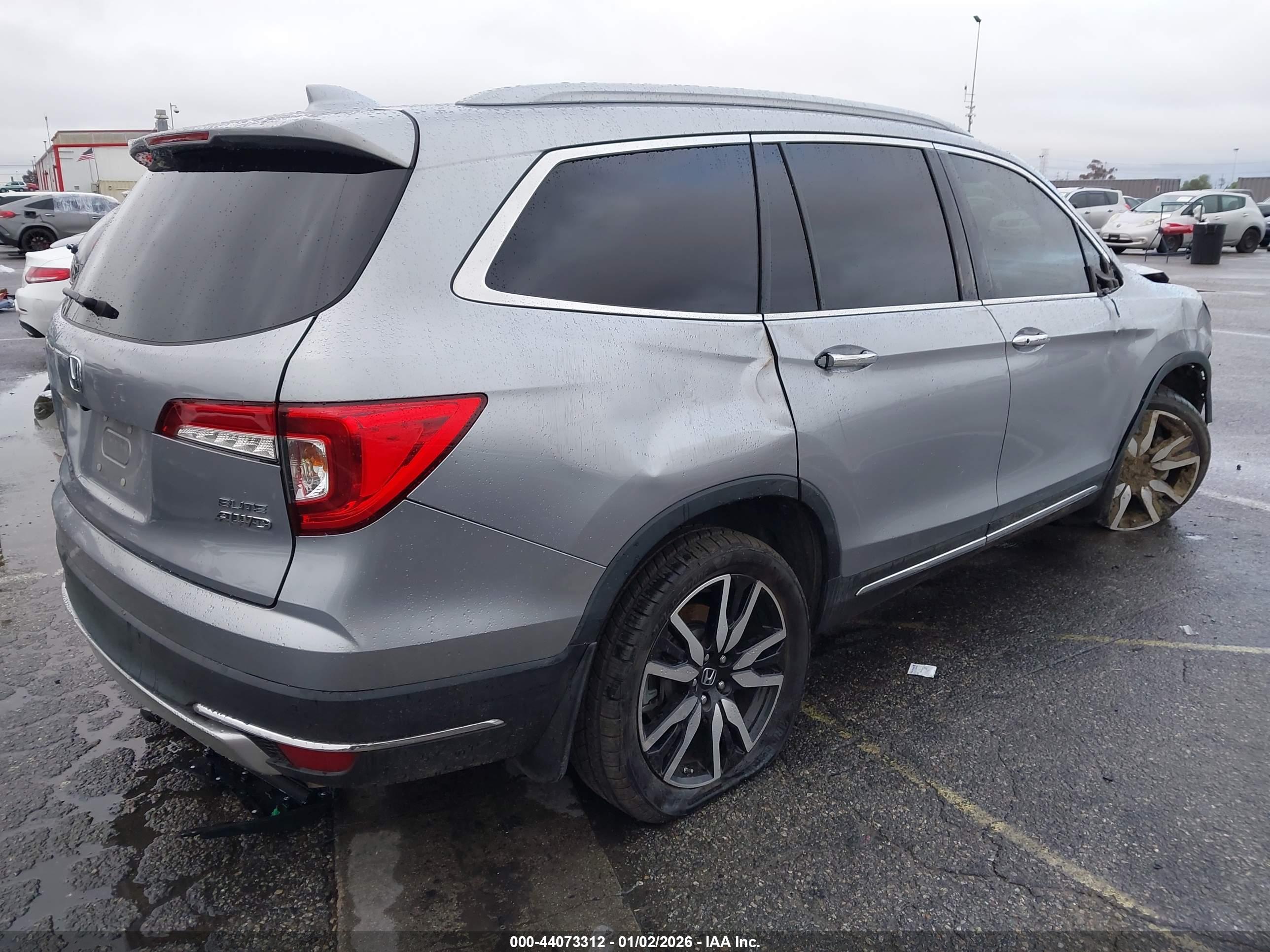 HONDA PILOT image 4