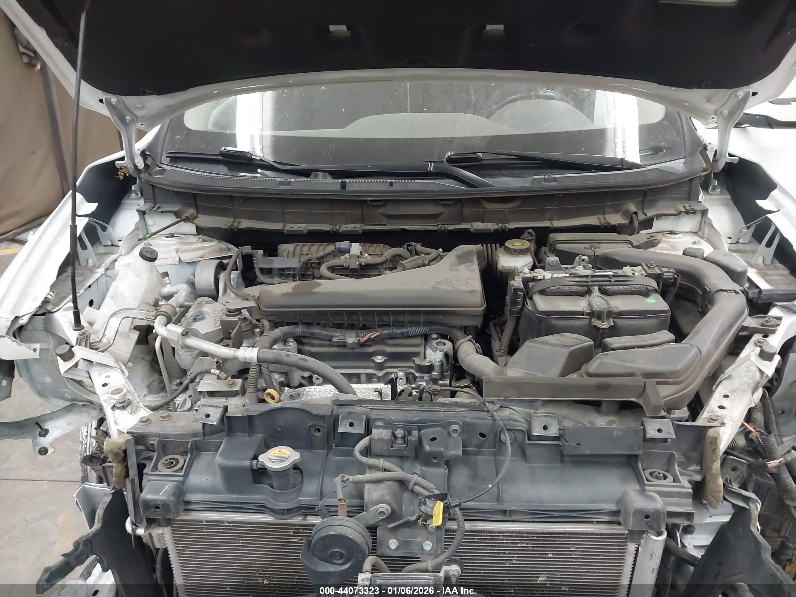 NISSAN ROGUE image 10
