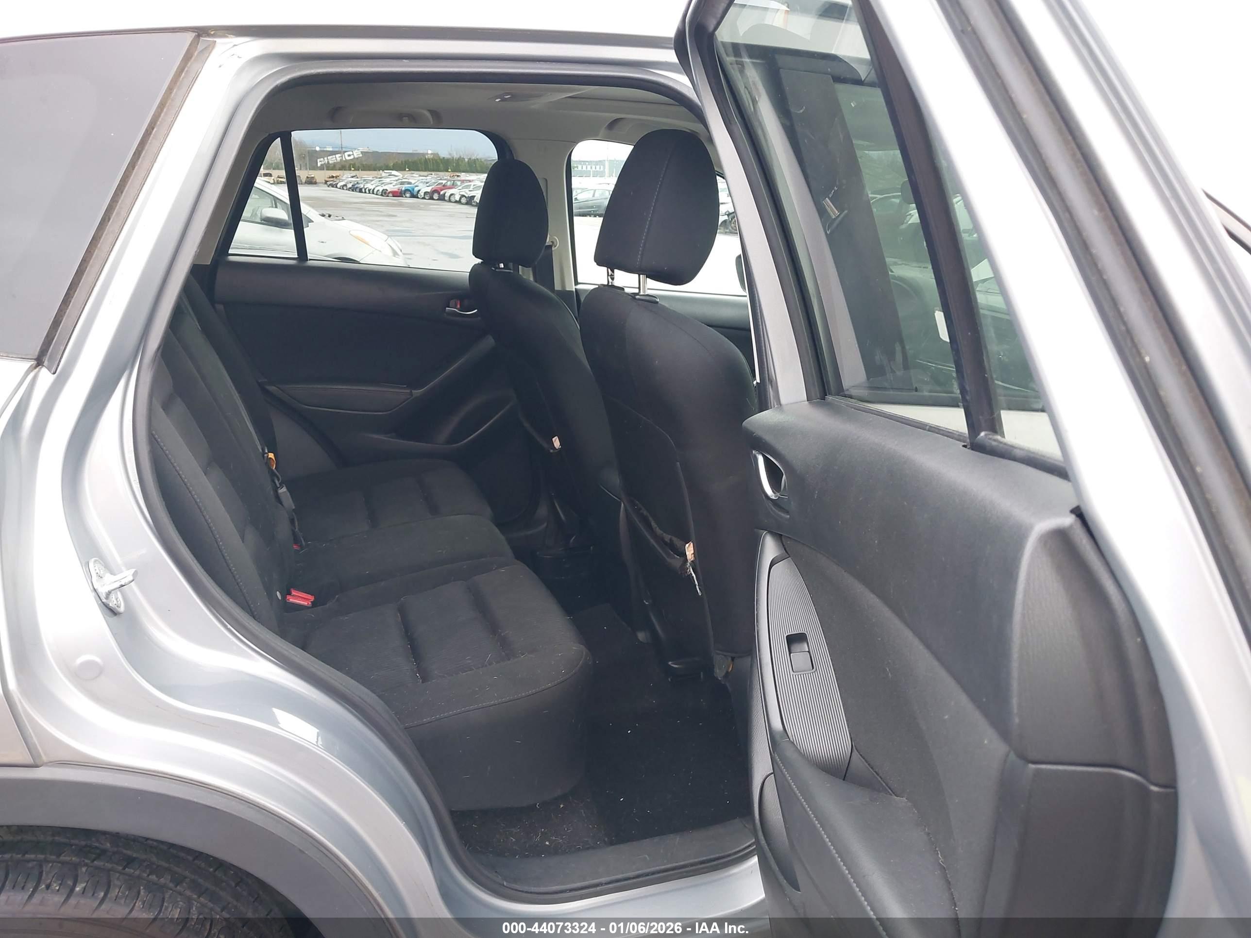 MAZDA CX-5 image 8