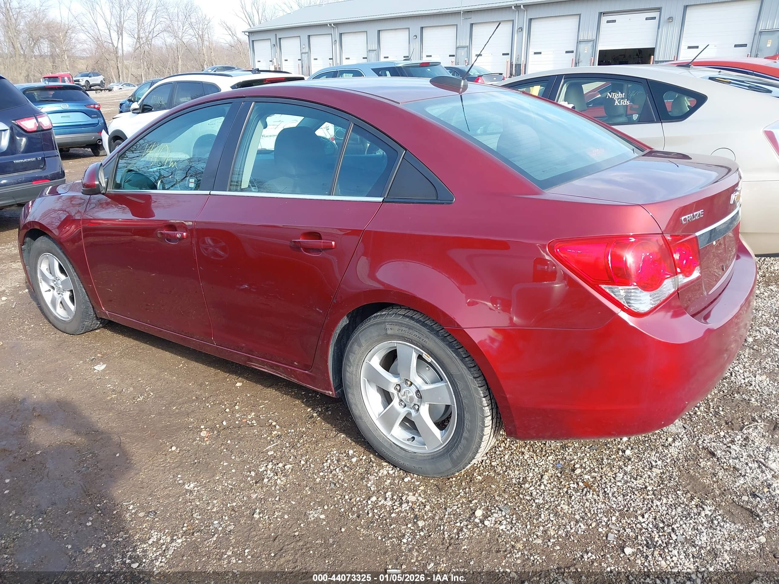 CHEVROLET CRUZE image 3