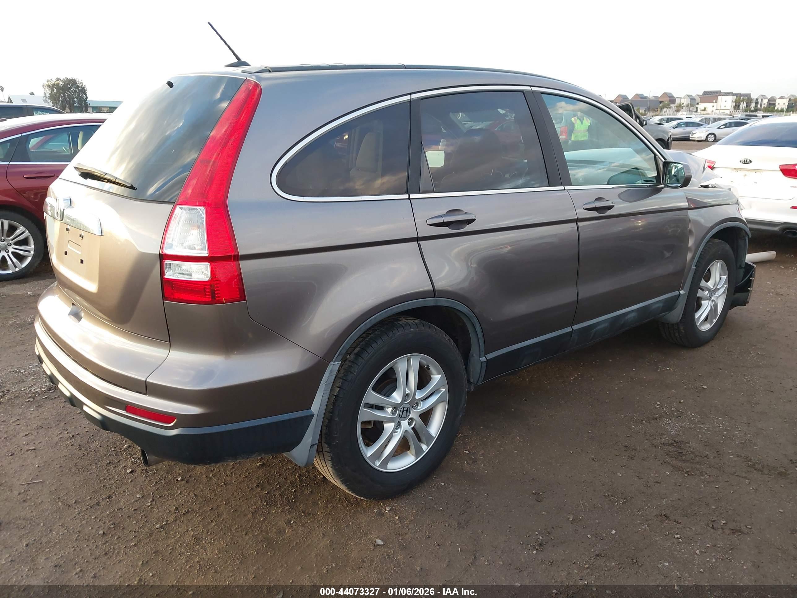 HONDA CR-V image 4
