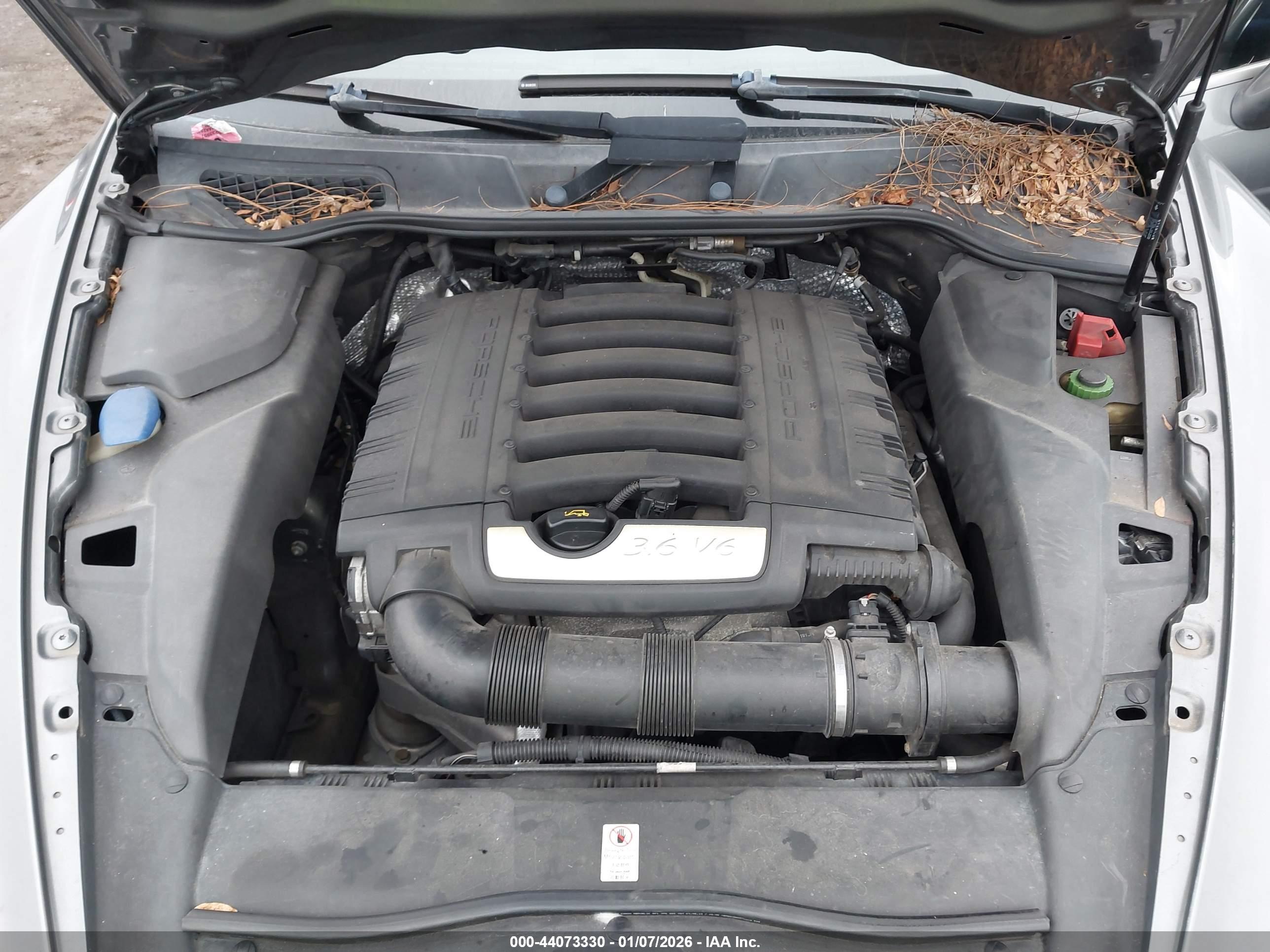PORSCHE CAYENNE image 10