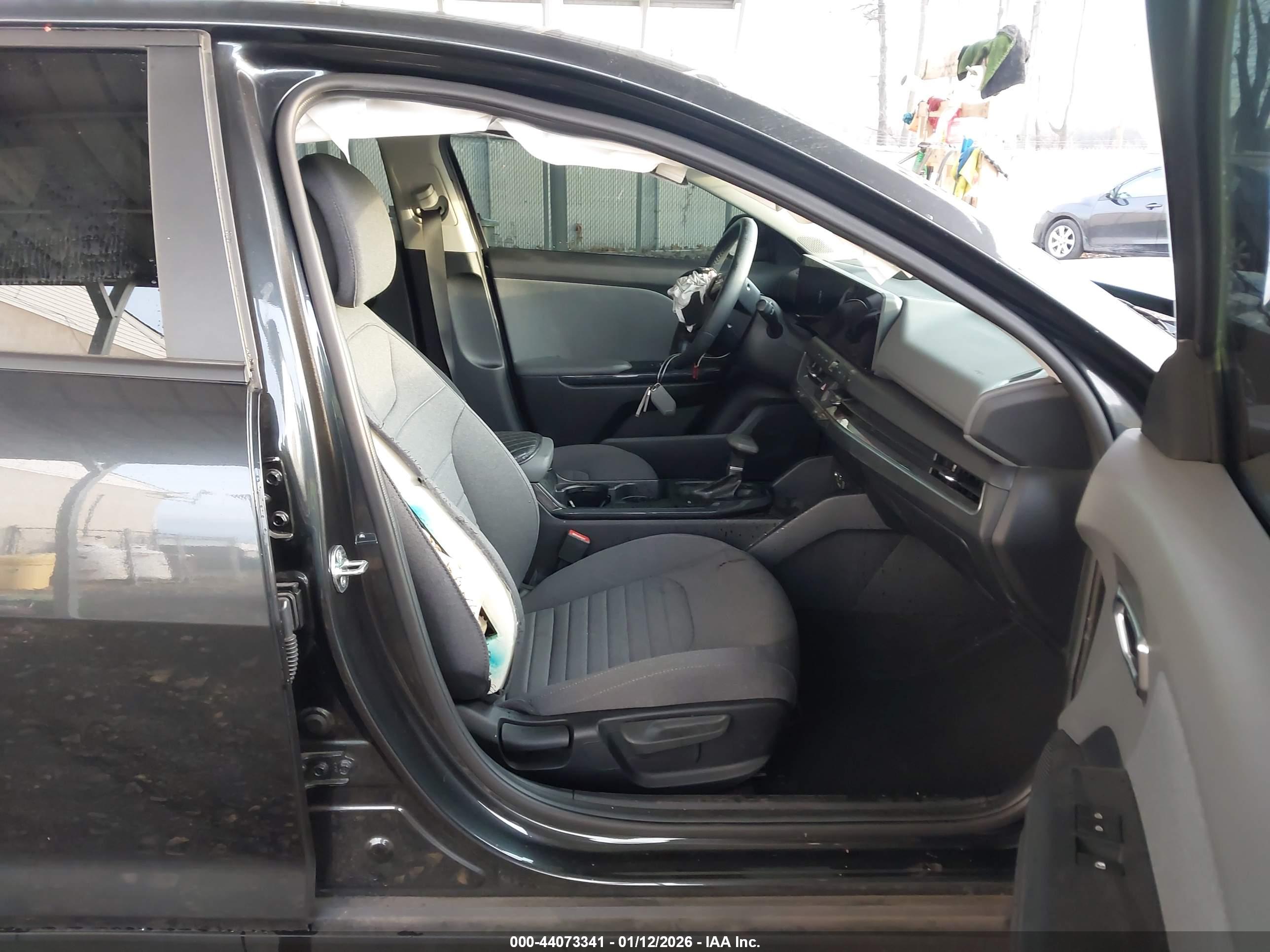 KIA K4 image 5