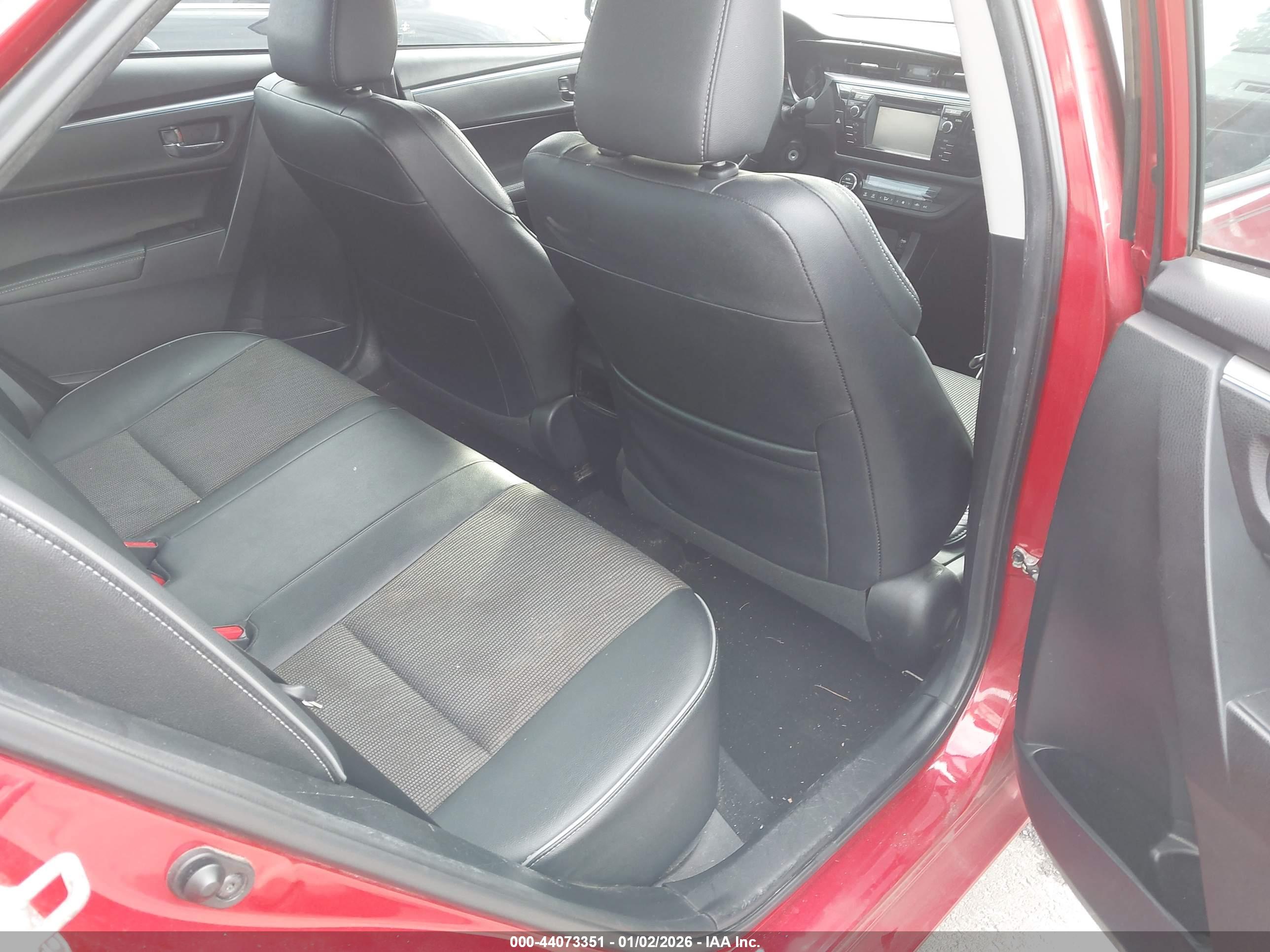TOYOTA COROLLA image 8