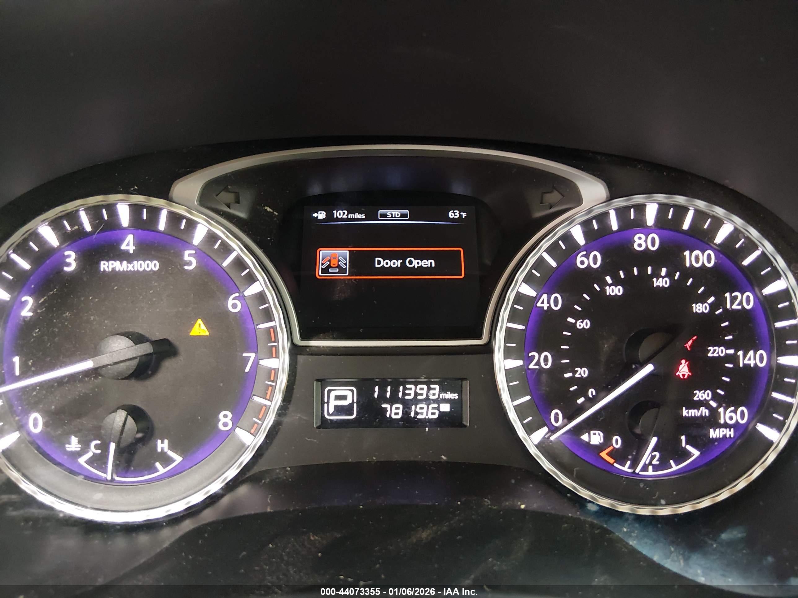 INFINITI JX35 image 7
