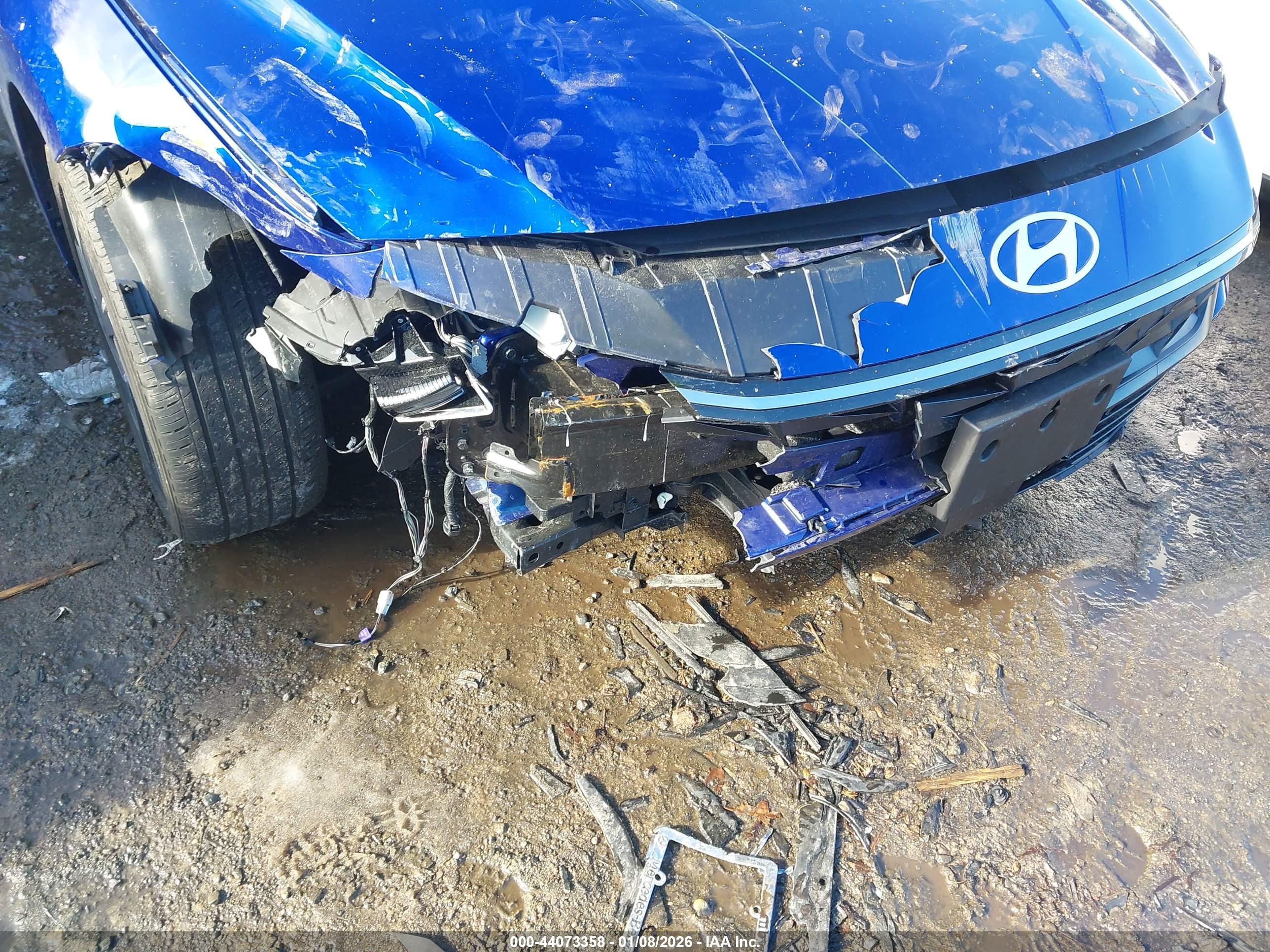 HYUNDAI ELANTRA image 6