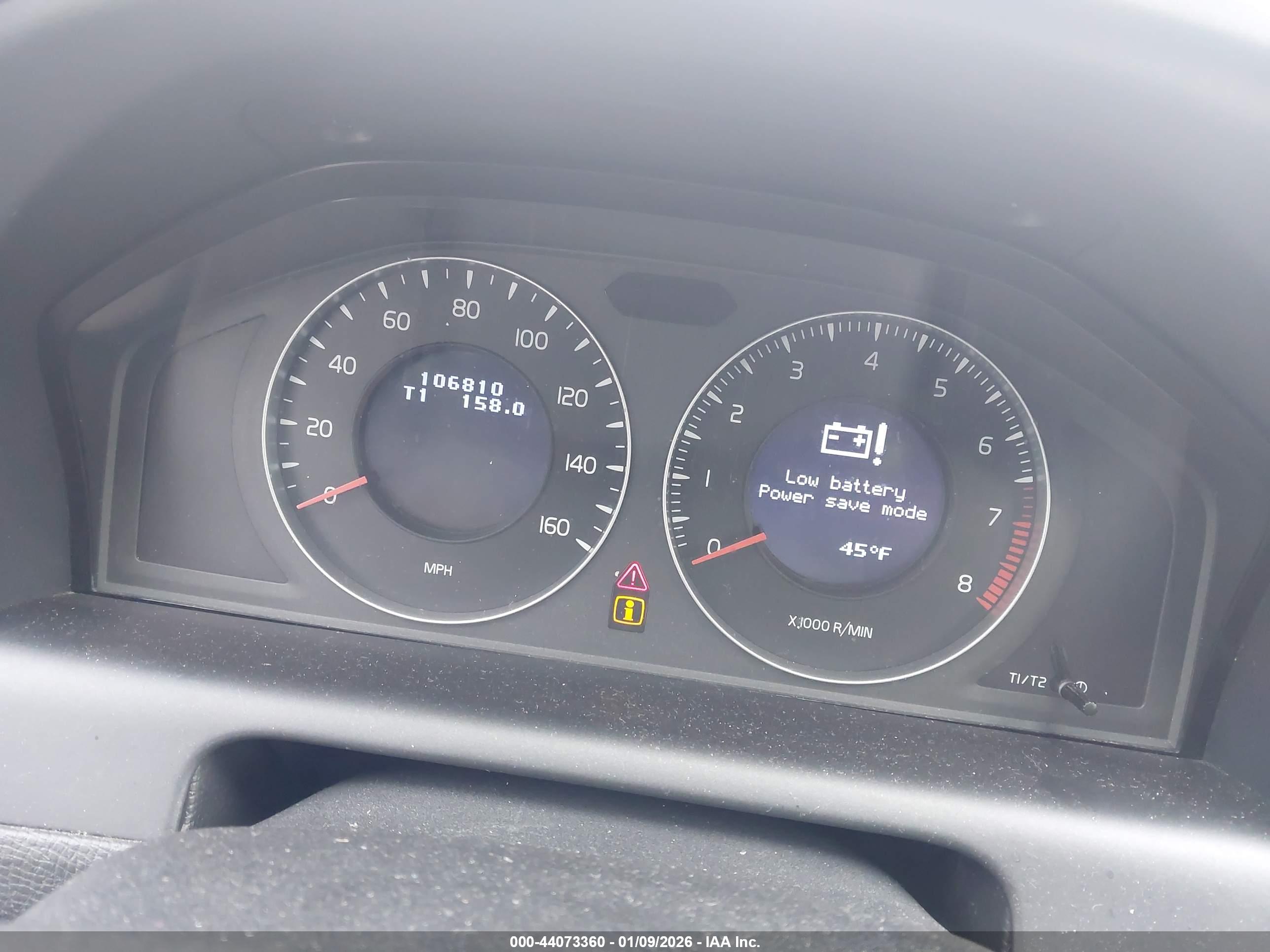 VOLVO XC60 image 7