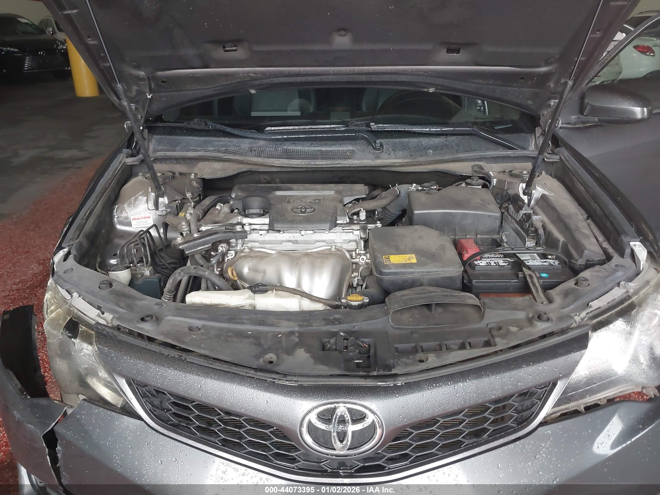 TOYOTA CAMRY image 10