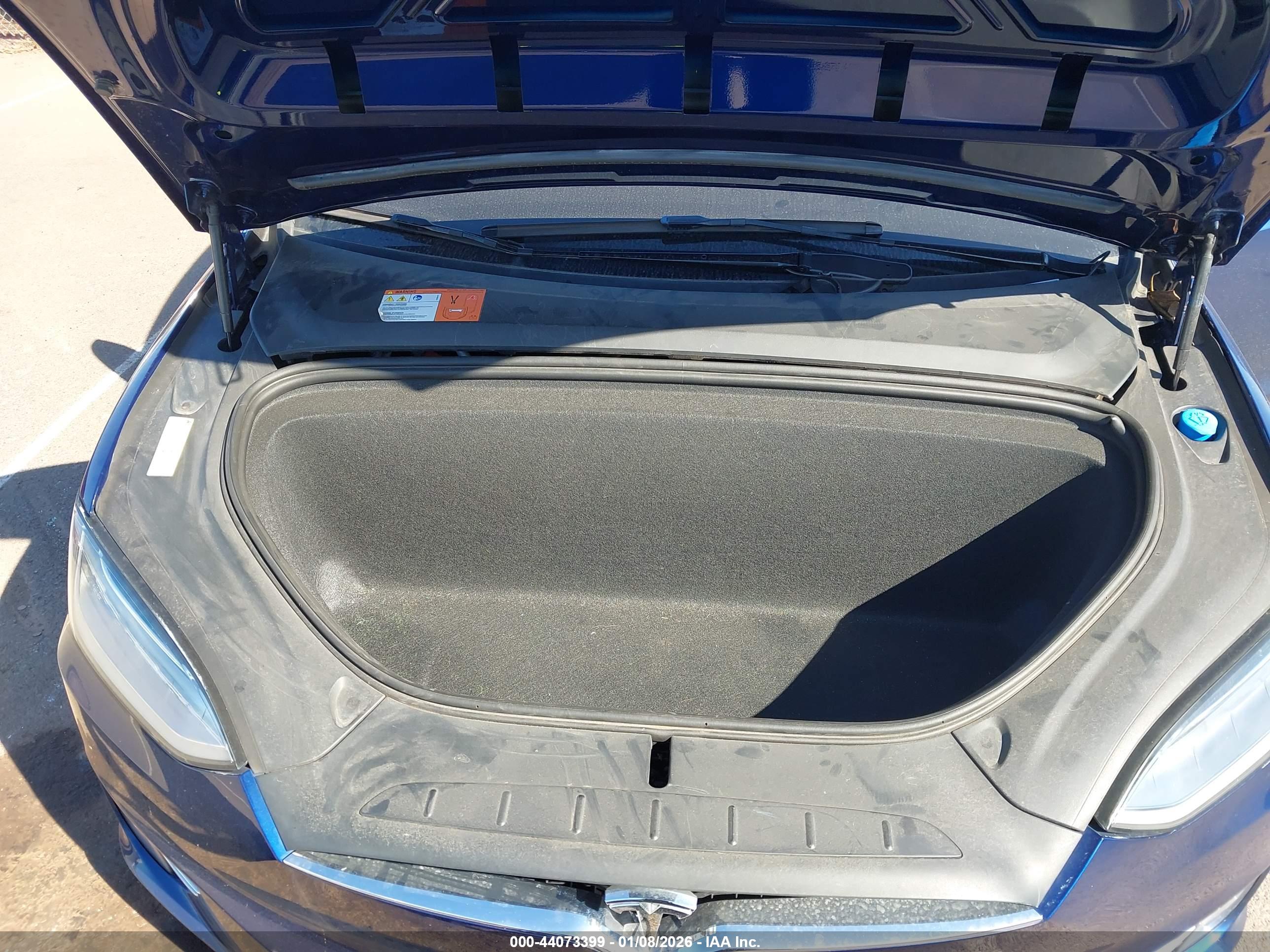 TESLA MODEL image 10