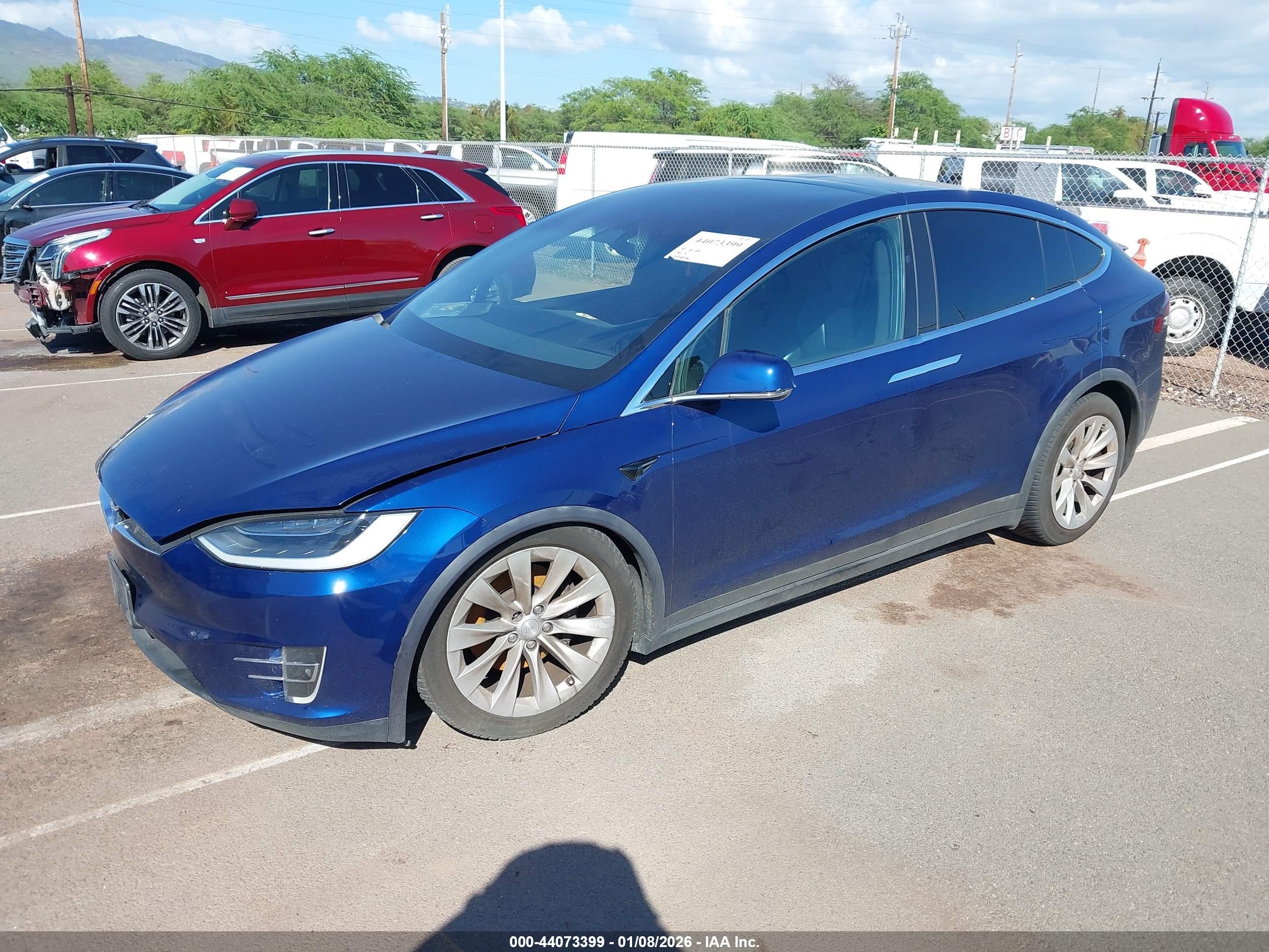 TESLA MODEL image 2