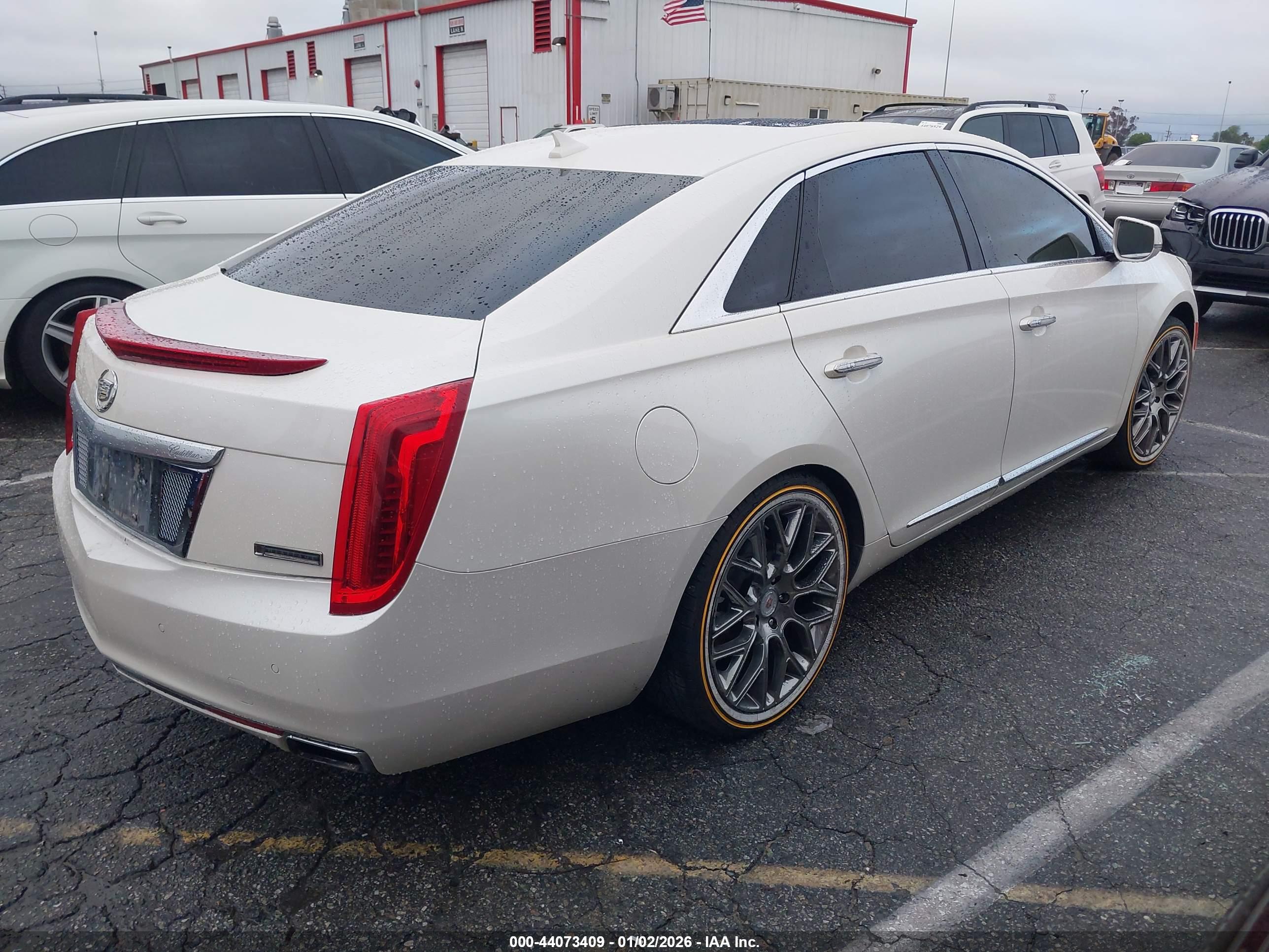 CADILLAC XTS image 4