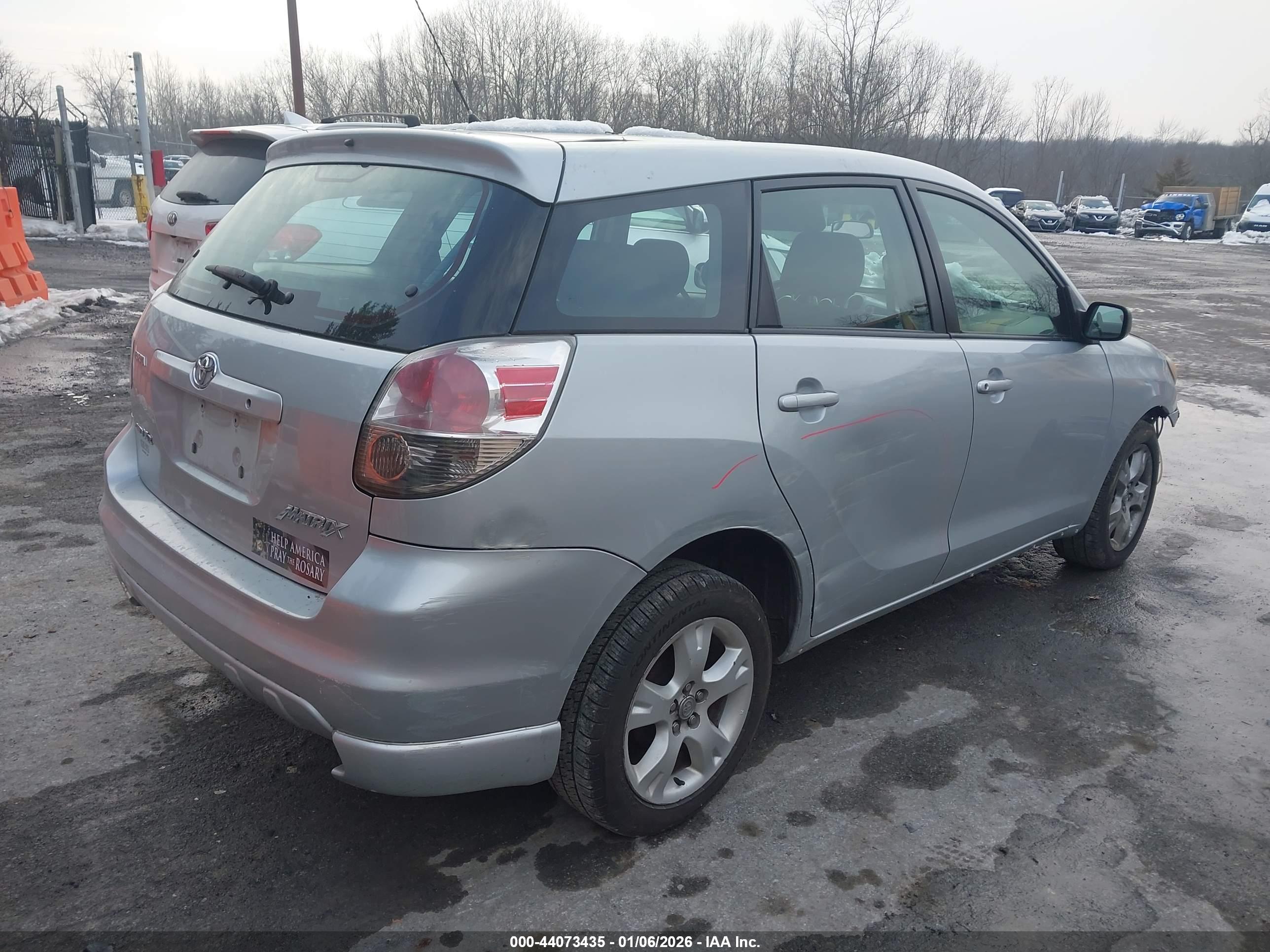 TOYOTA MATRIX image 4
