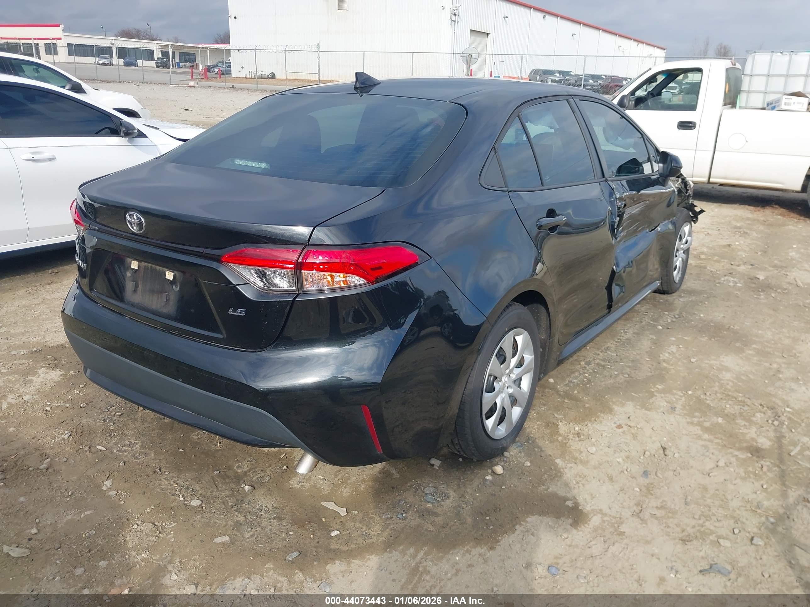 TOYOTA COROLLA image 4