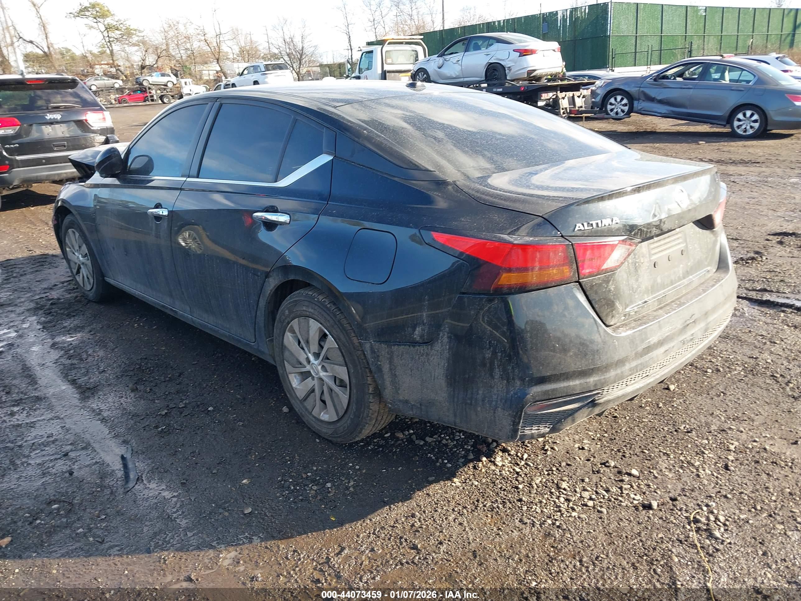 NISSAN ALTIMA image 3