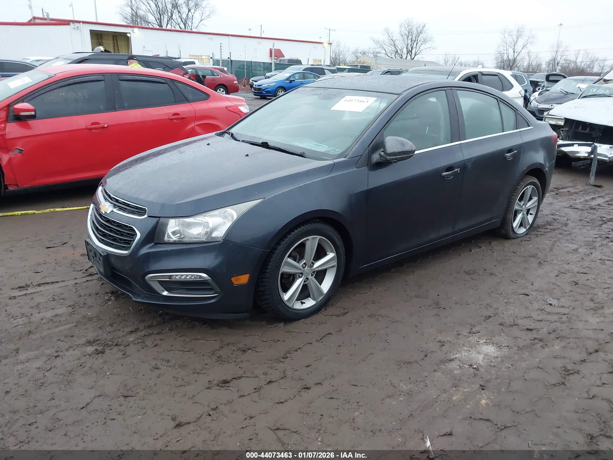 CHEVROLET CRUZE image 2