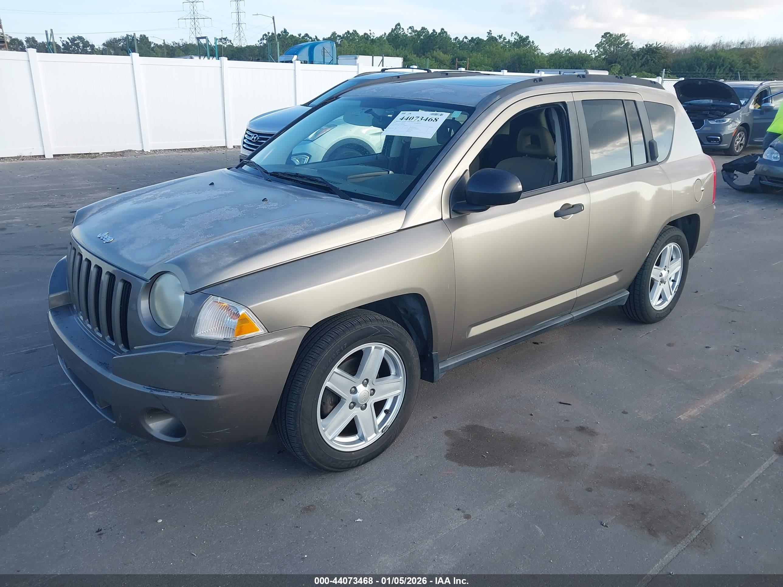 JEEP COMPASS image 2