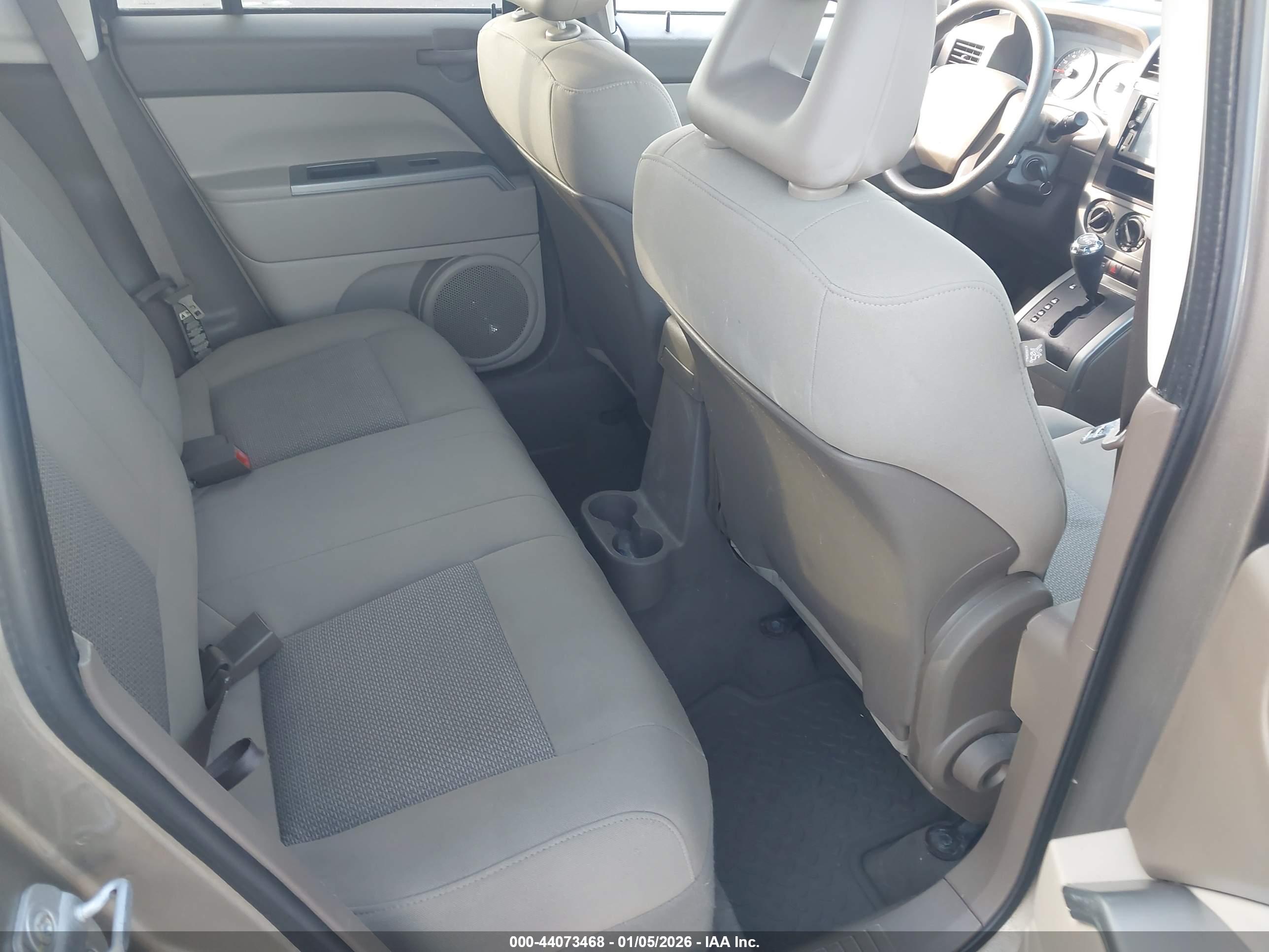 JEEP COMPASS image 8