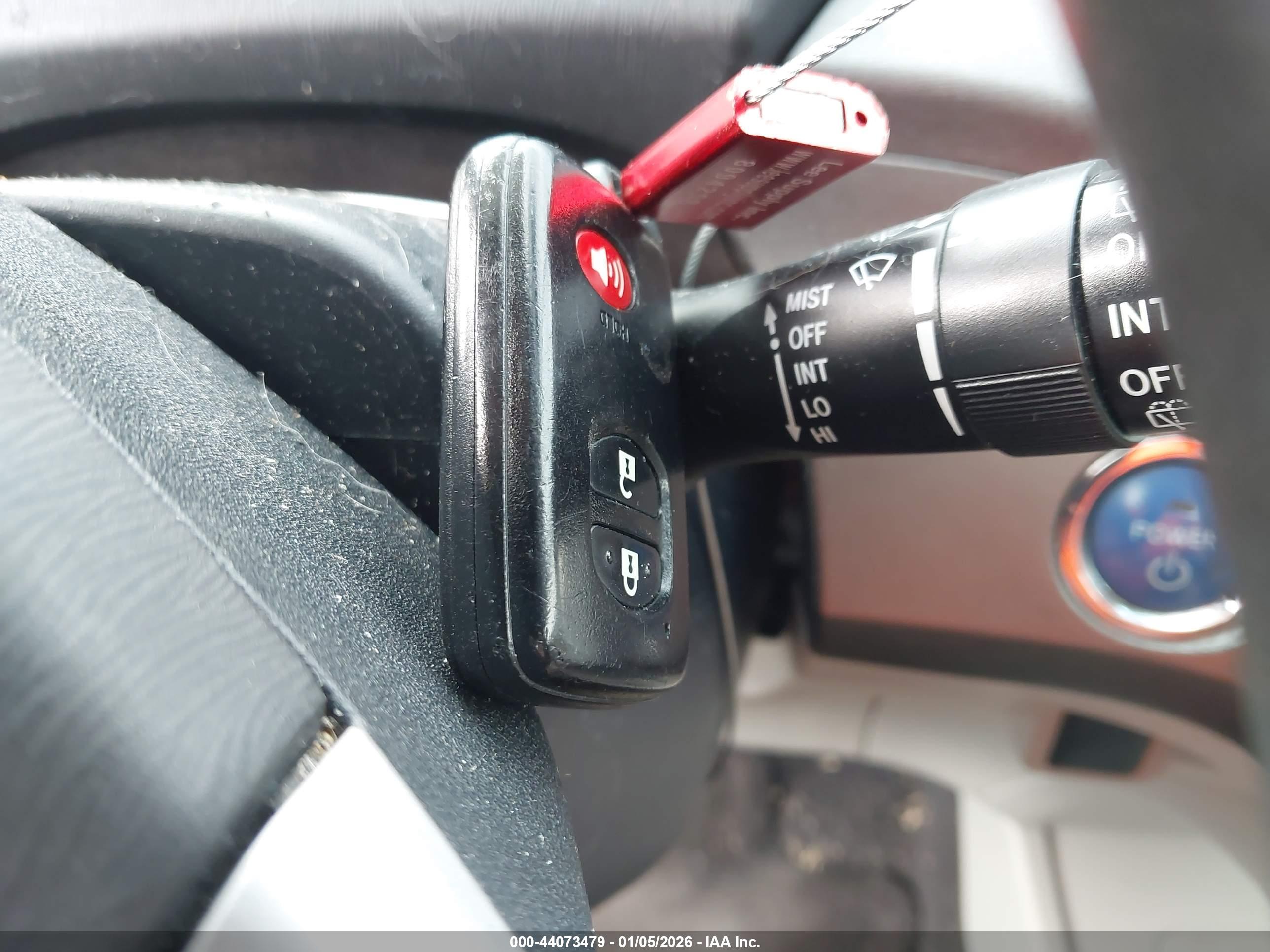 TOYOTA PRIUS image 11