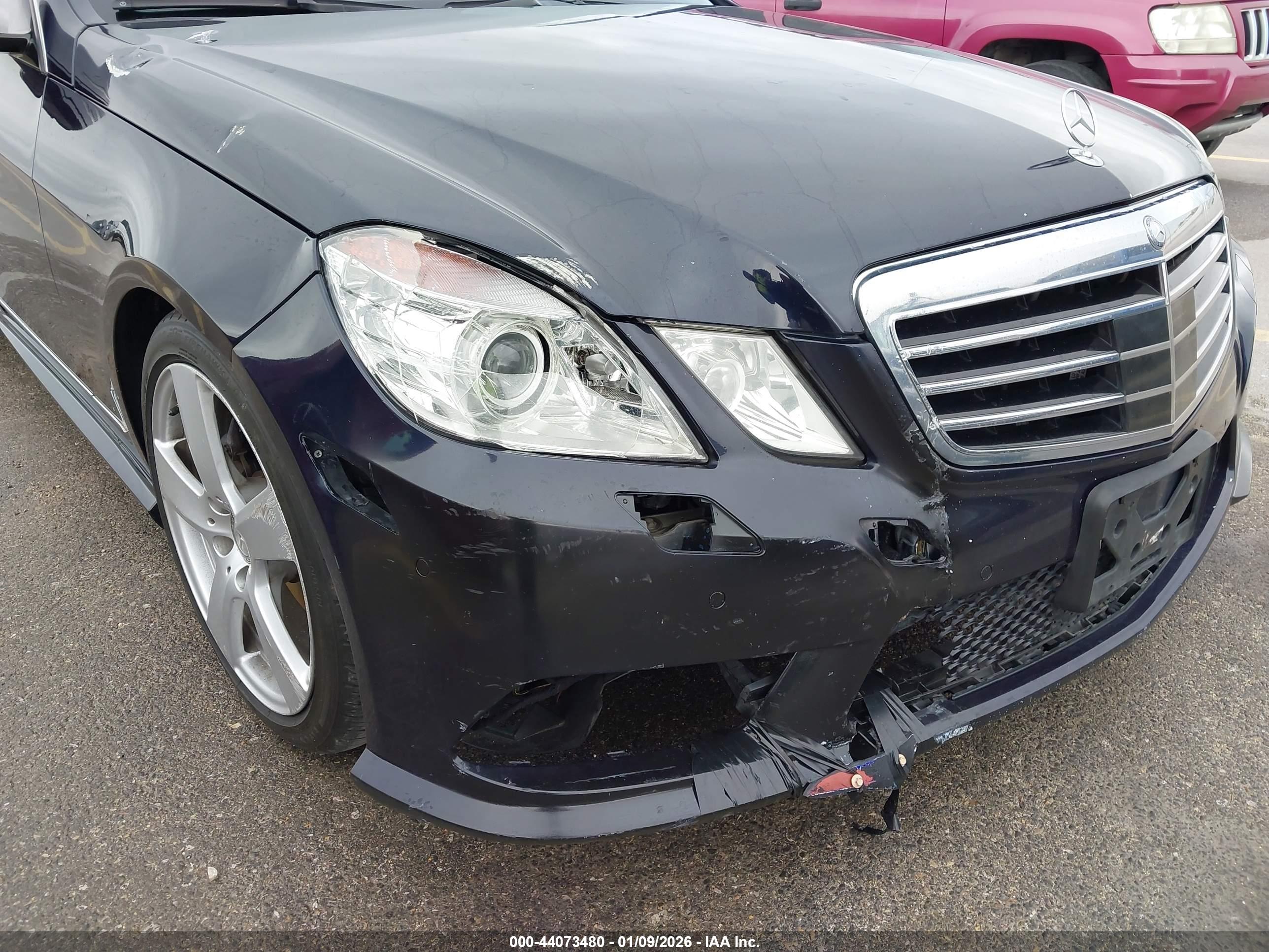 MERCEDES-BENZ E image 6