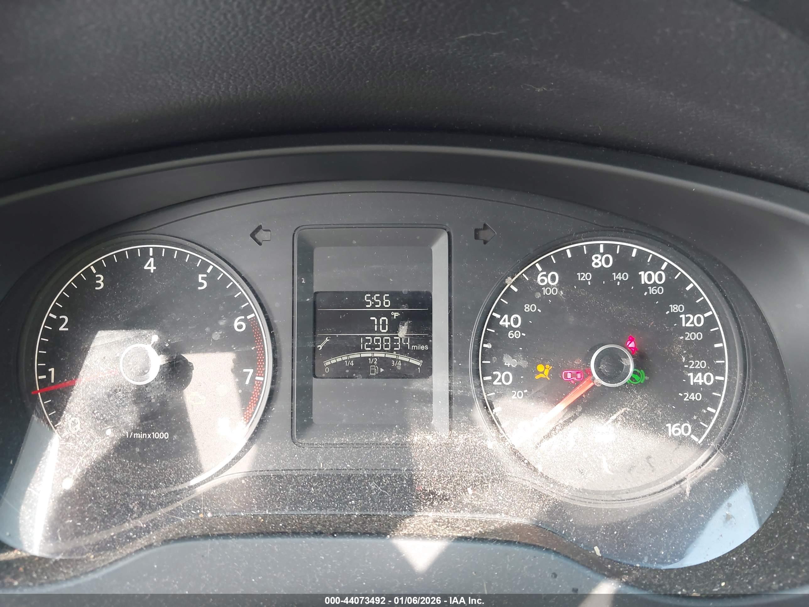 VOLKSWAGEN JETTA image 7