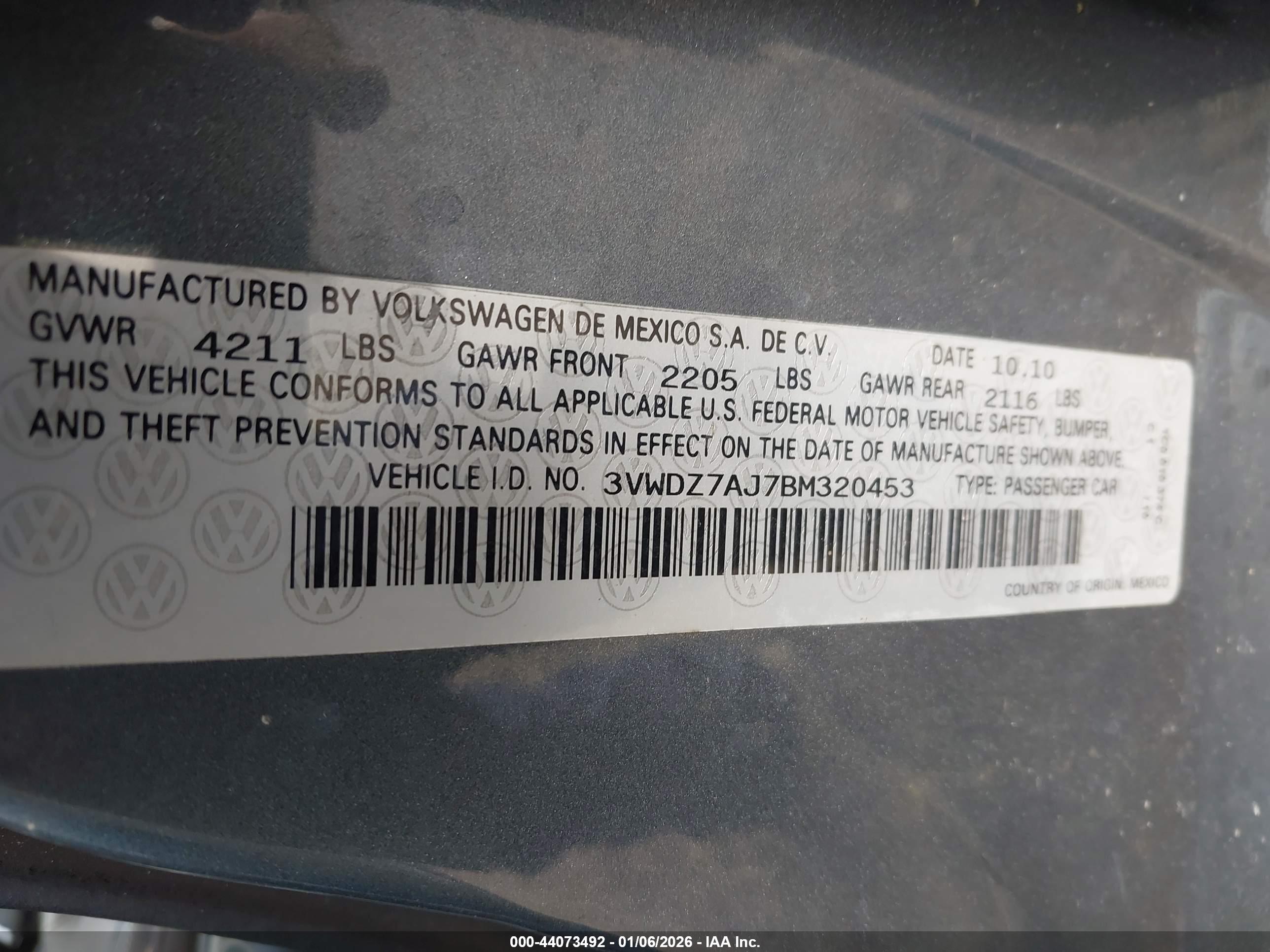 VOLKSWAGEN JETTA image 9