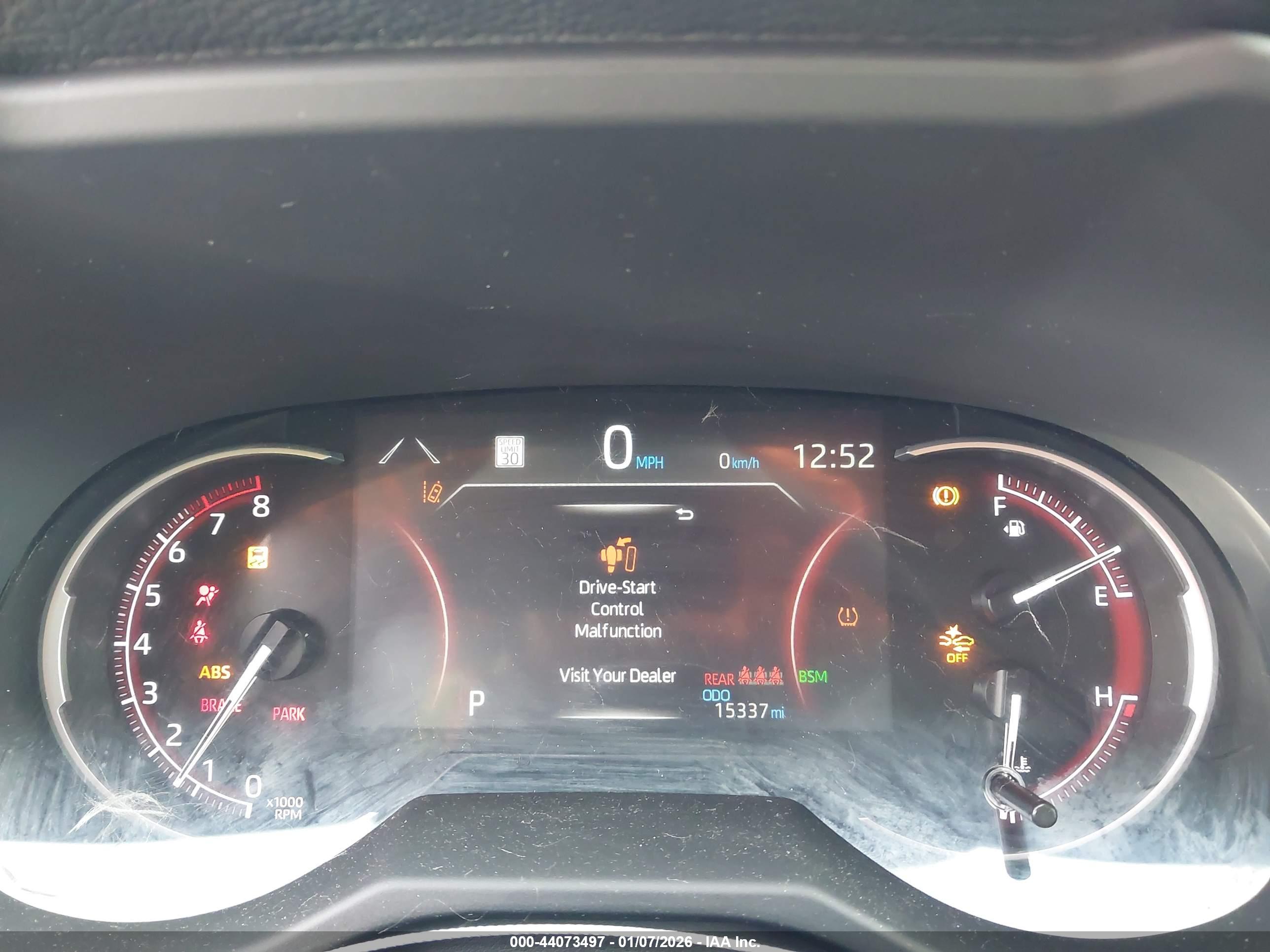 TOYOTA RAV4 image 7