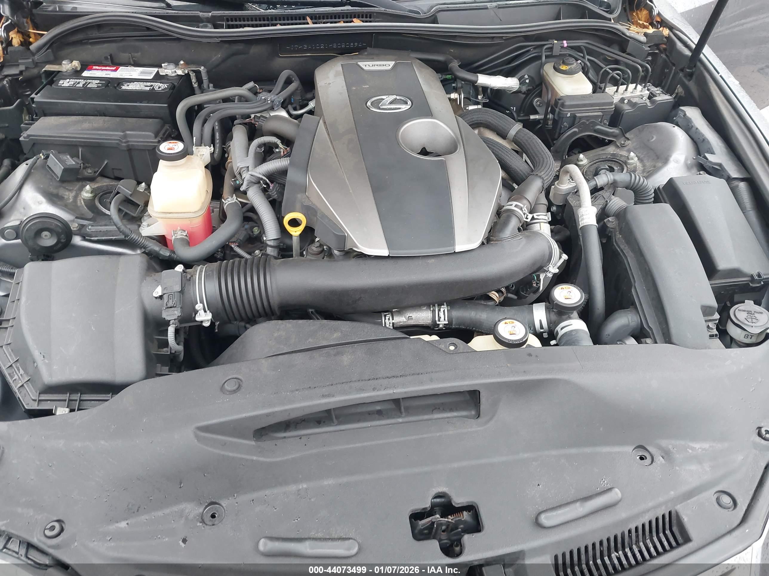 LEXUS IS image 10