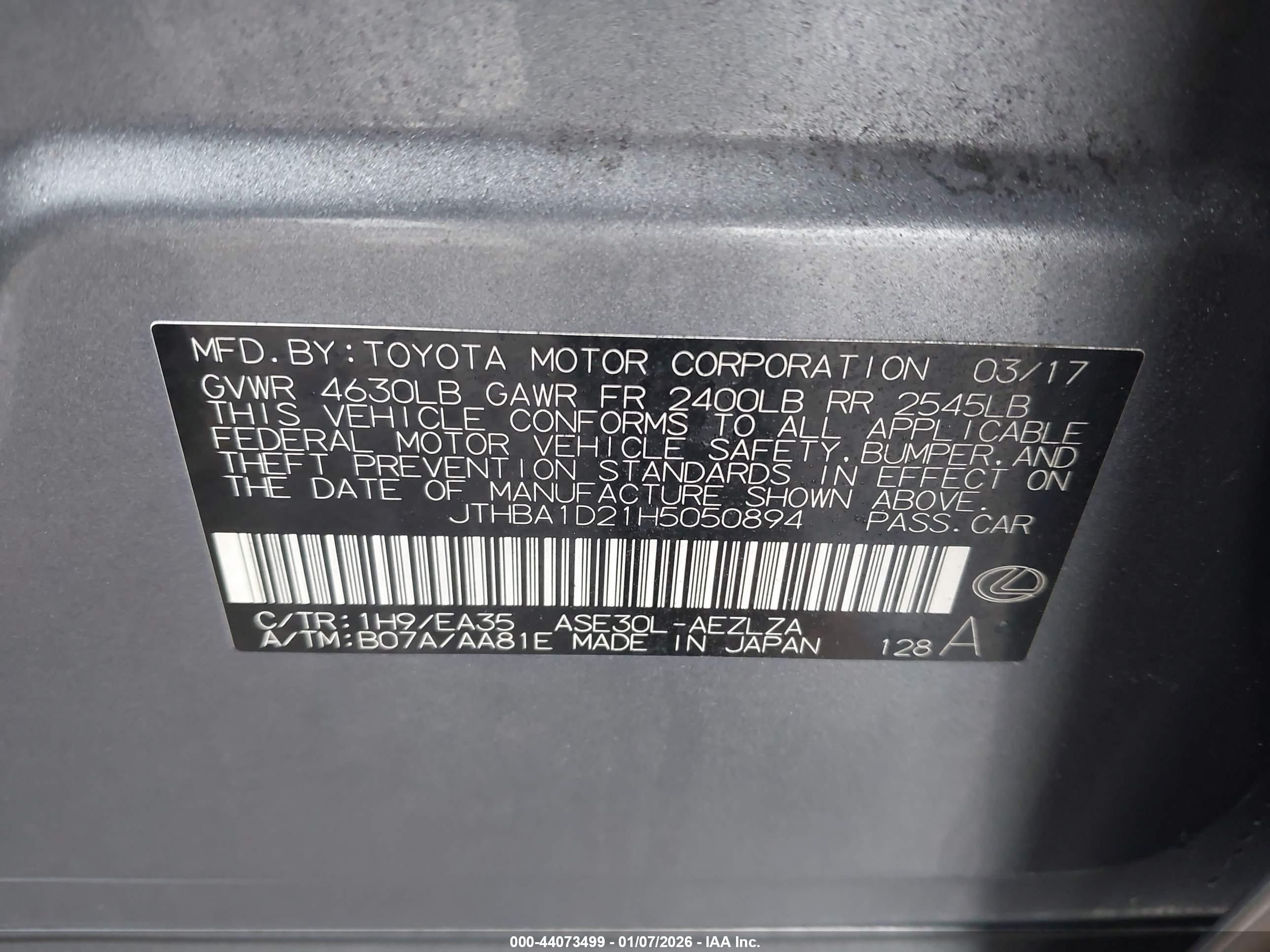 LEXUS IS image 9
